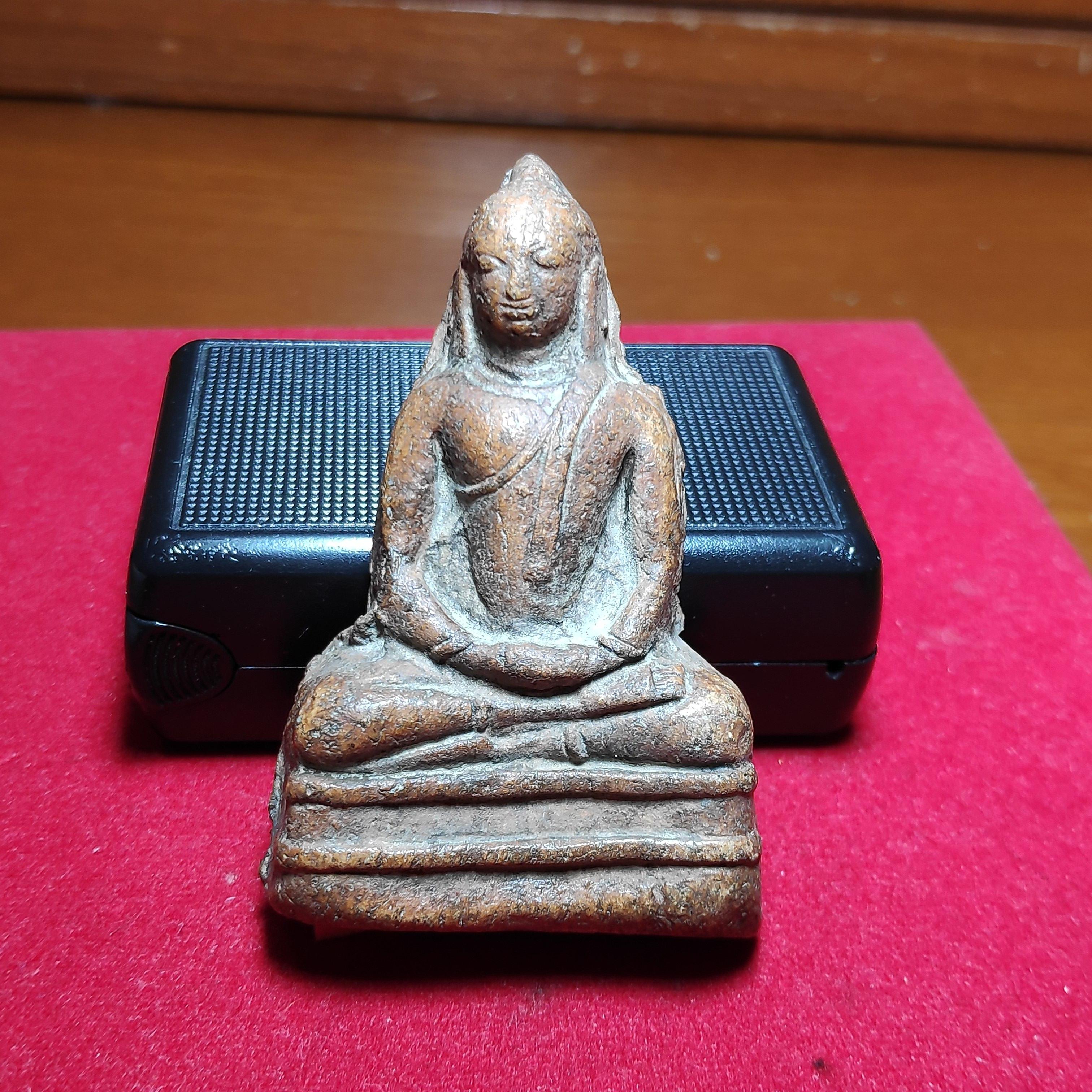 พระหลวงพ่อจุกกรุวัดพระศรีรัตนมหาธาตุ จ.ลพบุรีเนื้อดินสูง6.5เซ็นต์