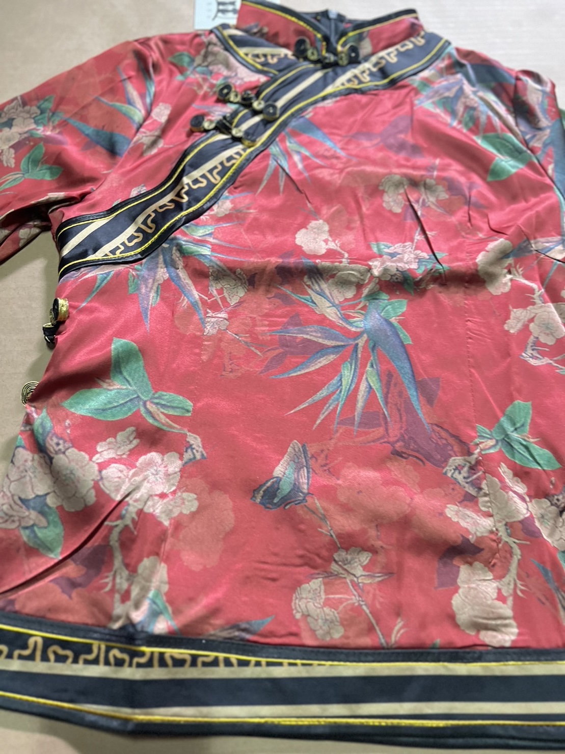 เสื้อไหมผสมโทเร สไตล์จีนโบราณ แขนสามส่วน สีแดง รหัสLB 79 สินค้าพร้อมส่ง