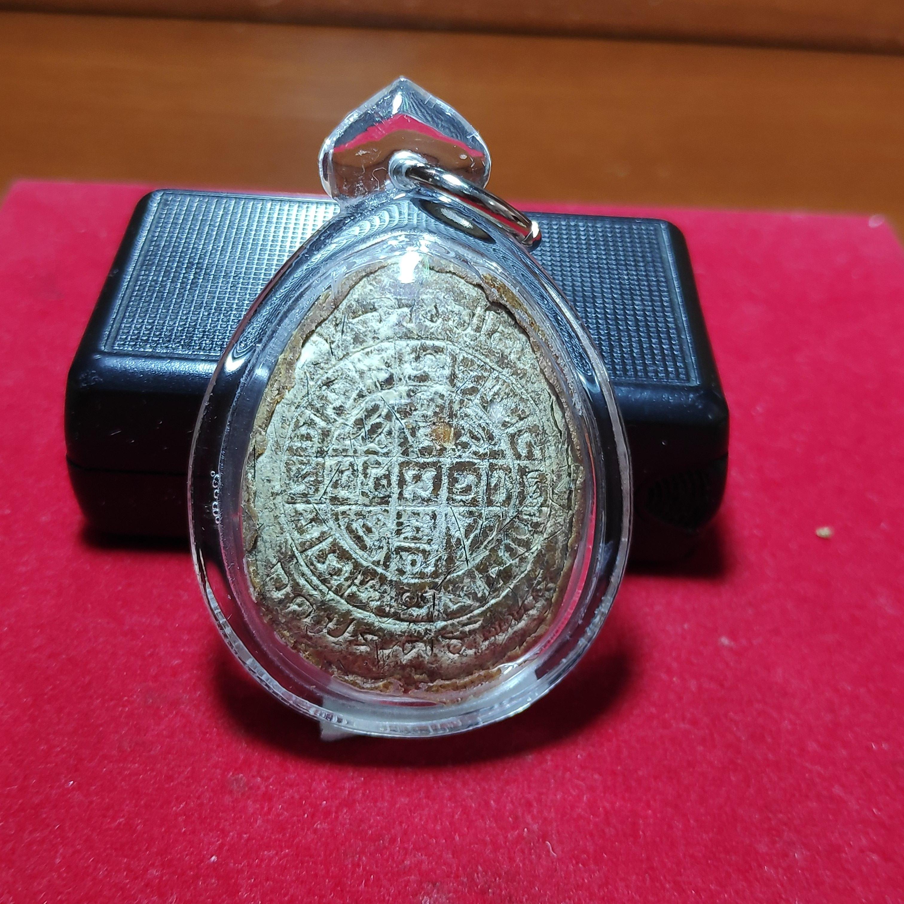 พระปิดตาจัมโบ้2หลวงปู่โต๊ะวัดประดู่ฉิมพลีเนื้อผงเกสร