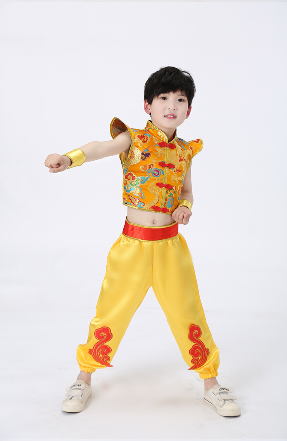 ชุดเต้นเด็กชายสีทอง . รหัส MC 28. สินค้าพร้อมส่ง