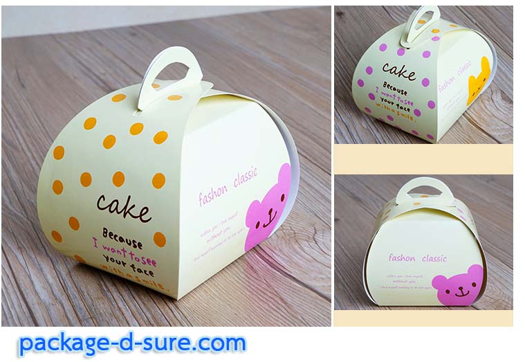 กล่องหูหิ้ว ทรงโดม เปิดบน 2 ด้าน 9x7.5x10 ลายหมีน้อย จุดเหลือง