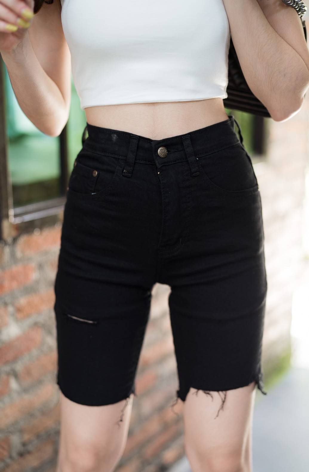 กางเกงยีนส์ 3 ส่วน สีดำ ปาดข้าง-BB17