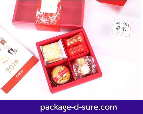 โปรโมชั่น//กล่องเปี๊ยะ 4 ช่อง สีแดง ฝาสวมพลาสติกขุ่น