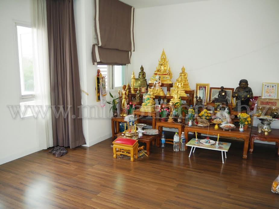 ขายบ้านเดี่ยว ม.สราญสิริ ท่าข้าม-พระราม2 แปลงหัวมุมซอยแรกของโครงการ