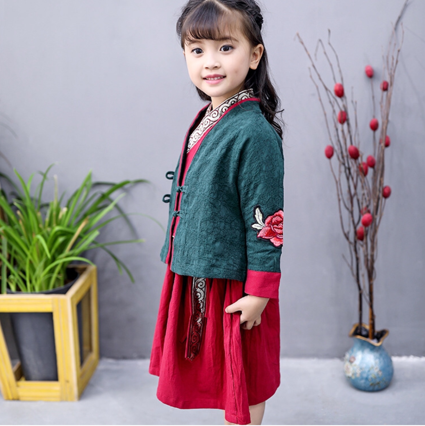 เสื้อคลุมสาวน้อย ผ้าฝ้าย สีเขียวรหัส DG 58 สินค้าพร้อมส่ง