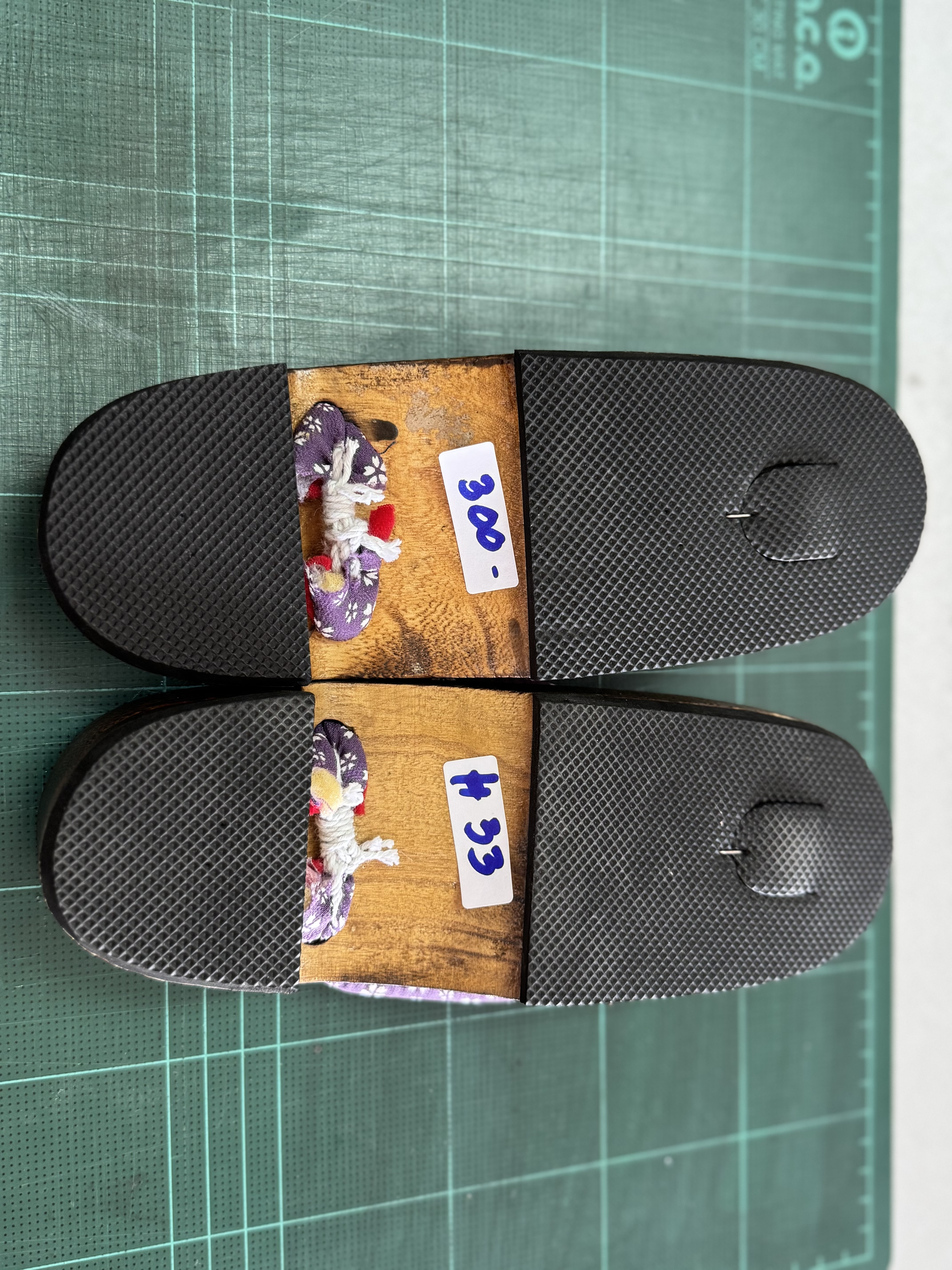 รองเท้าญี่ปุ่น ไม้ ความยาวเท้า 9“