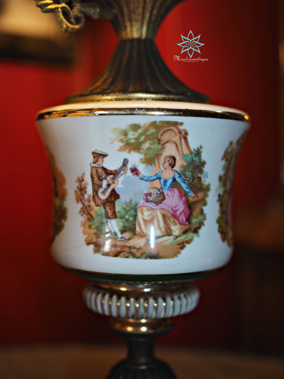 โคมไฟตะเกียงตั้งโต๊ะวินเทจ ของอังกฤษ