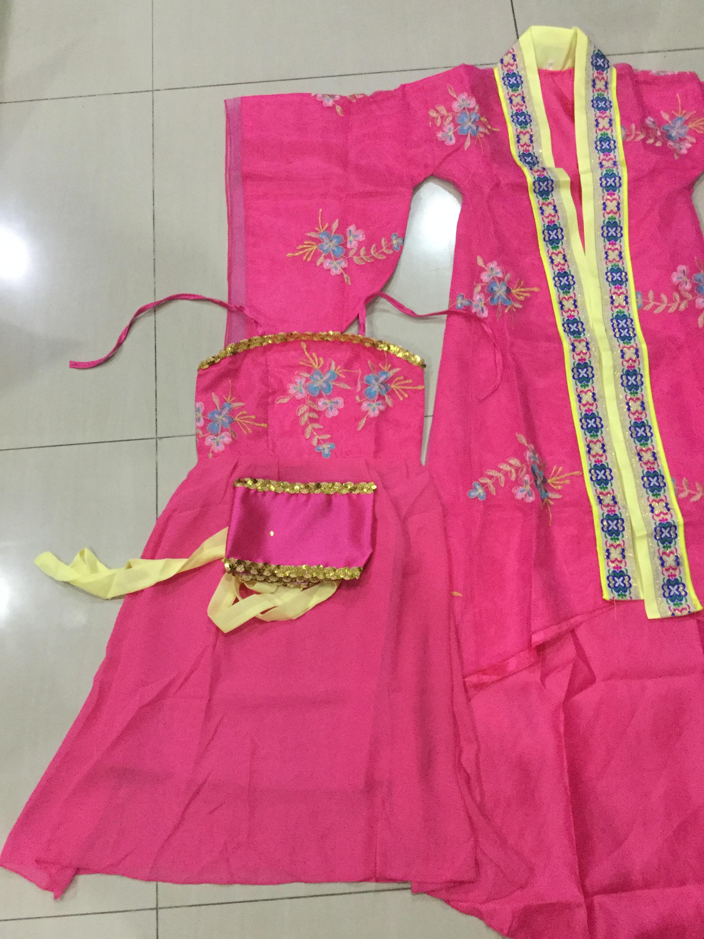 ชุดเจ้าหญิง สีชมพู . รหัส PIN 135สินค้าพร้อมส่ง