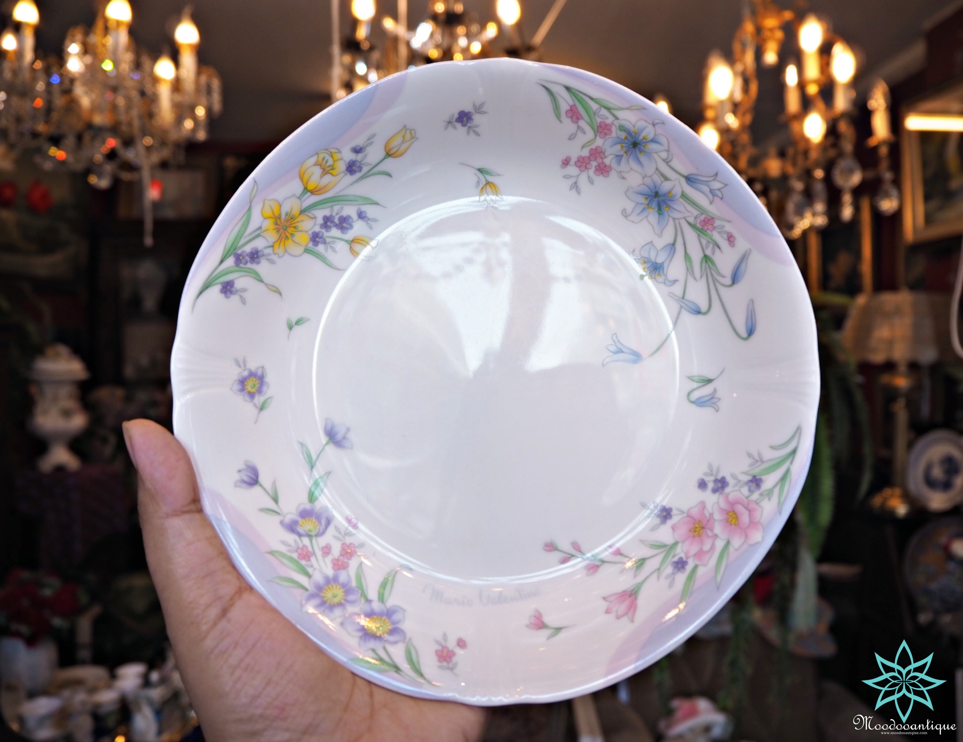 angela licensed by Mario Valentino 6001 momoyama japan