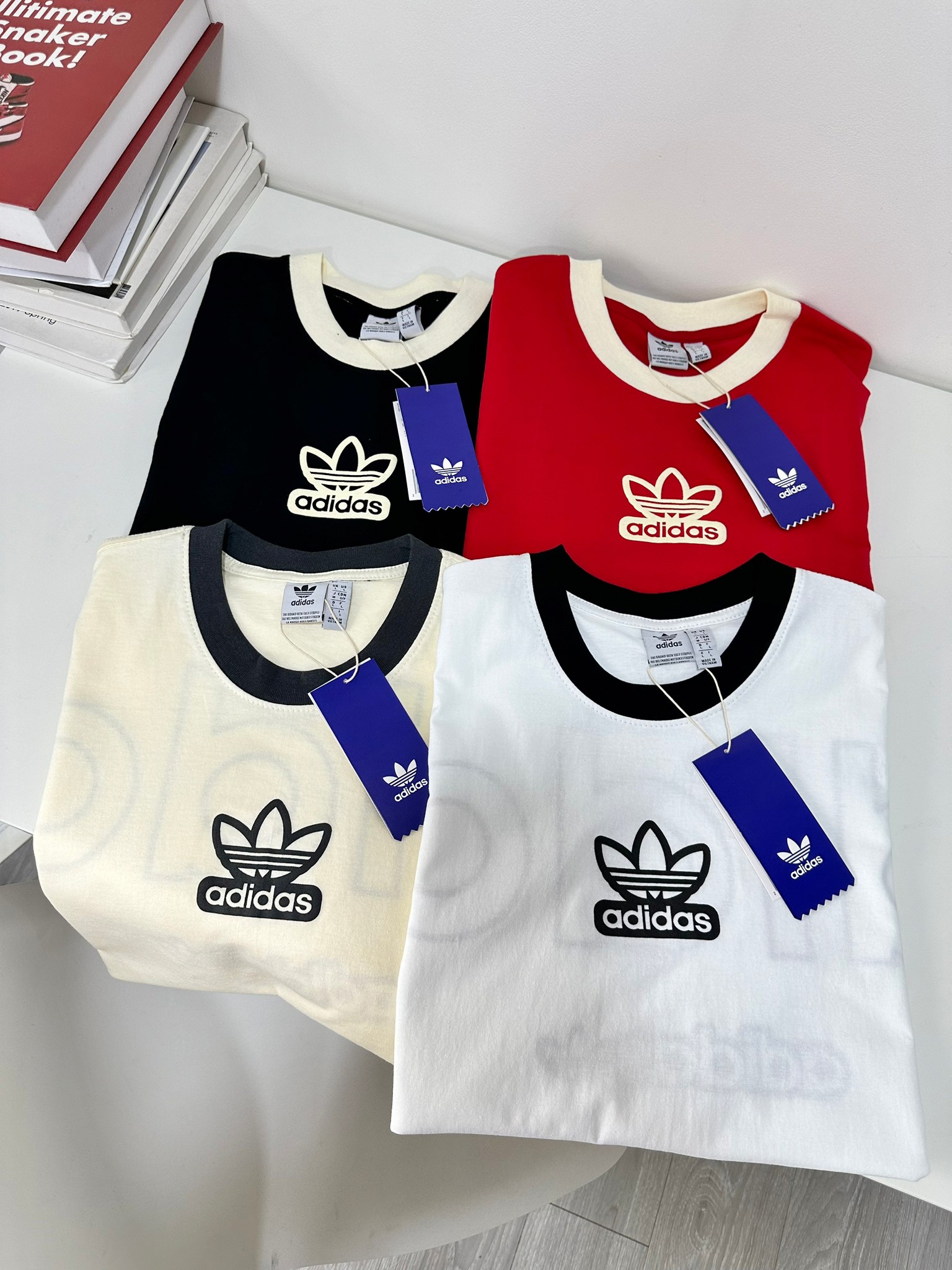 TC04 ลายอดิดาส