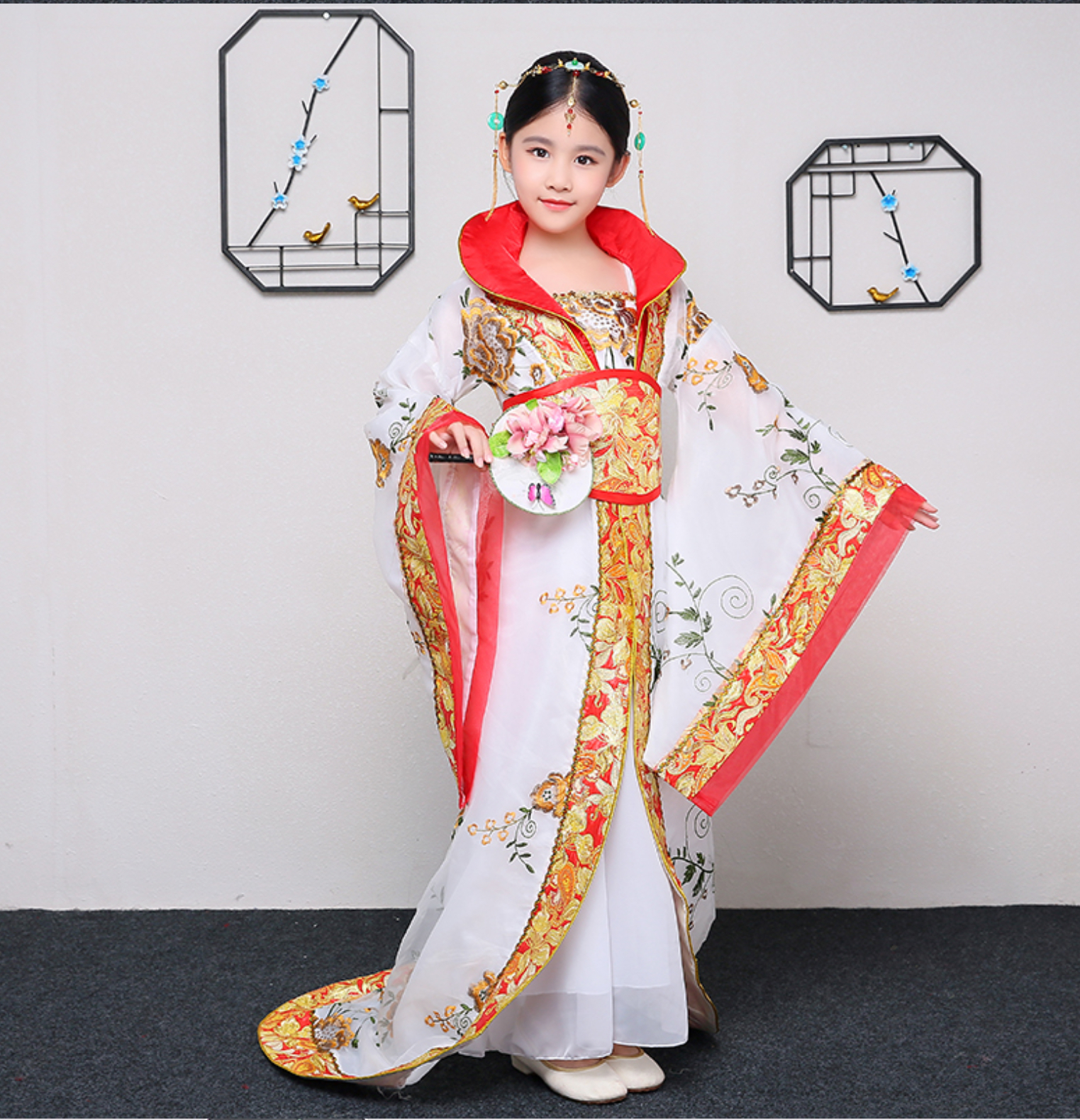 ชุดองค์หญิงราชวงศ์ถัง สีขาว. รหัสFIN 158 สินค้าพร้อมส่ง