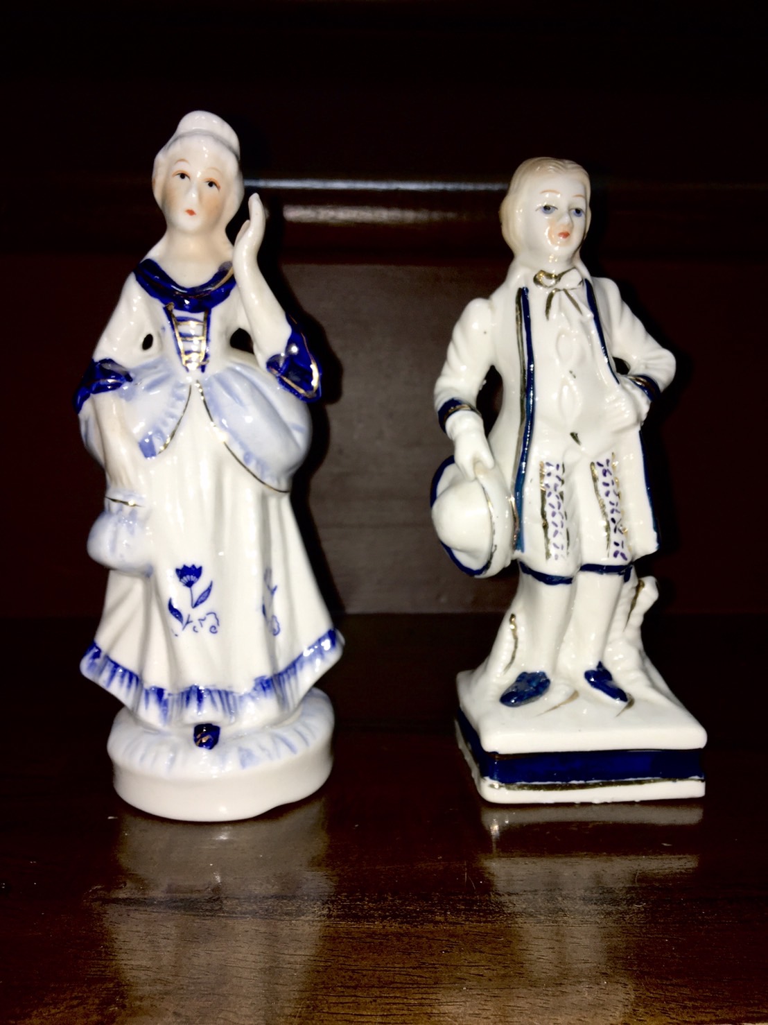 ตุ๊กตาพอร์ซเลนวินเทจ