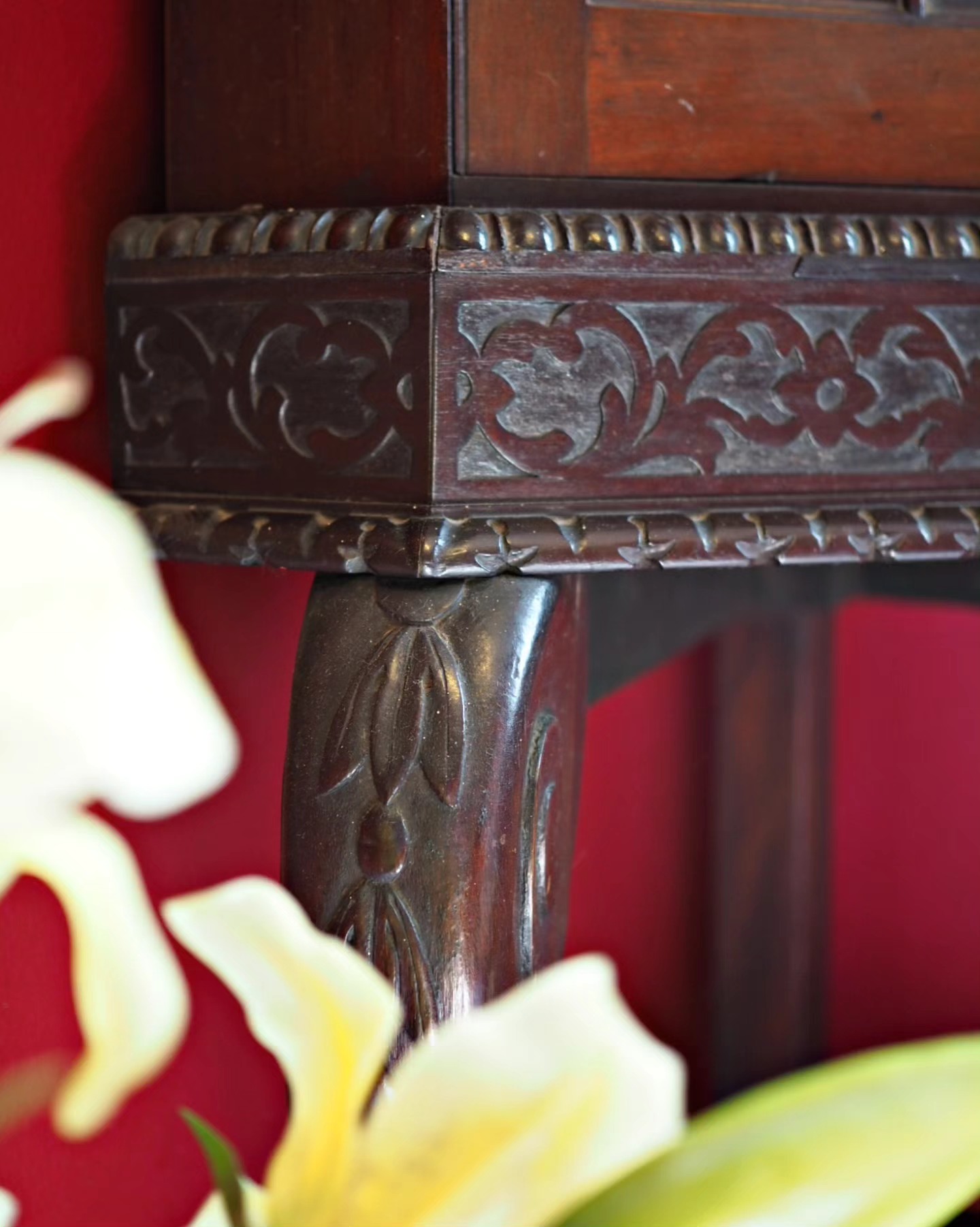 ตู้โชว์เข้ามุม