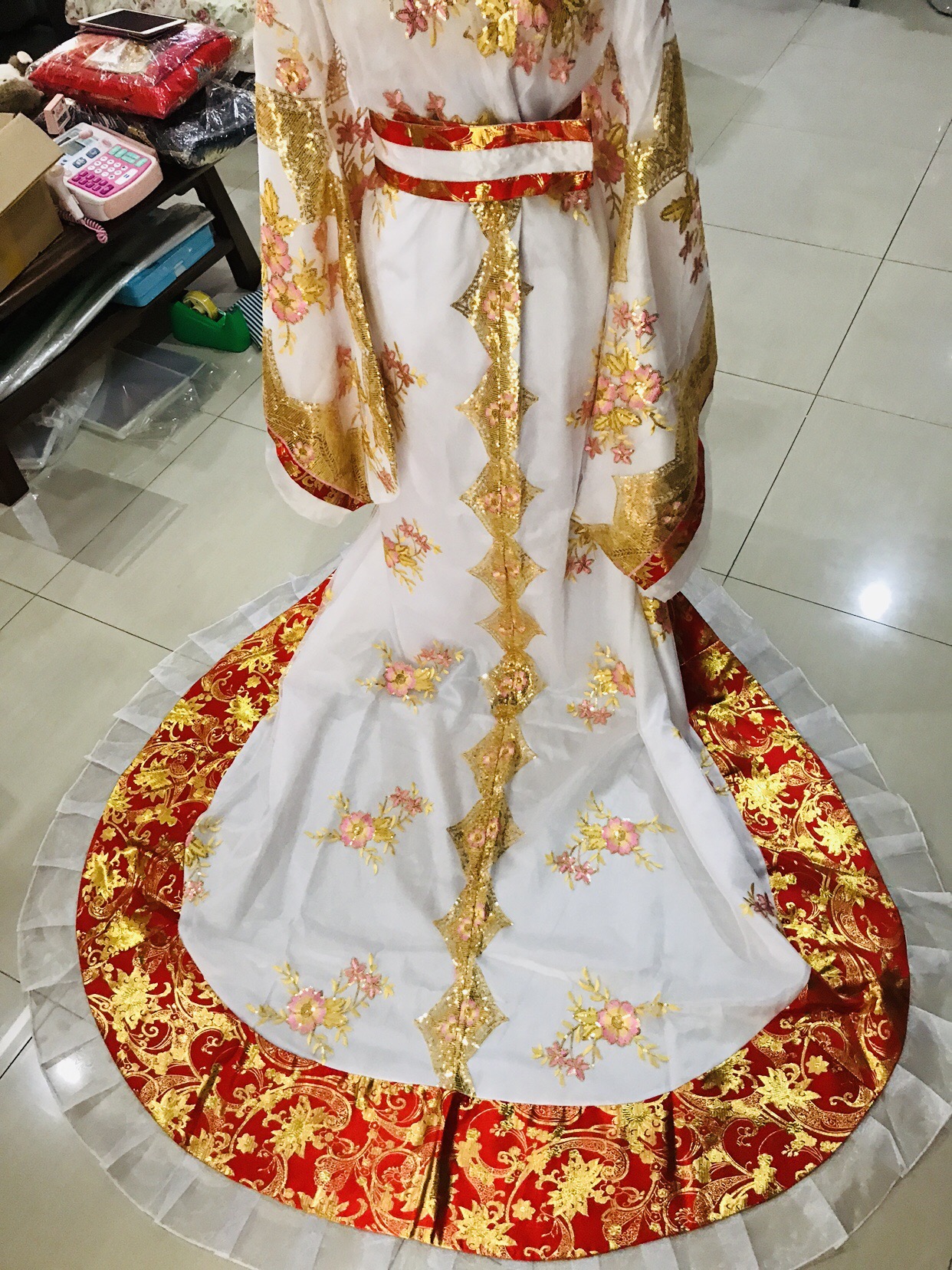 ชุดราชินีถัง สีขาว รหัส RPN 274 สินค้าพร้อมส่ง