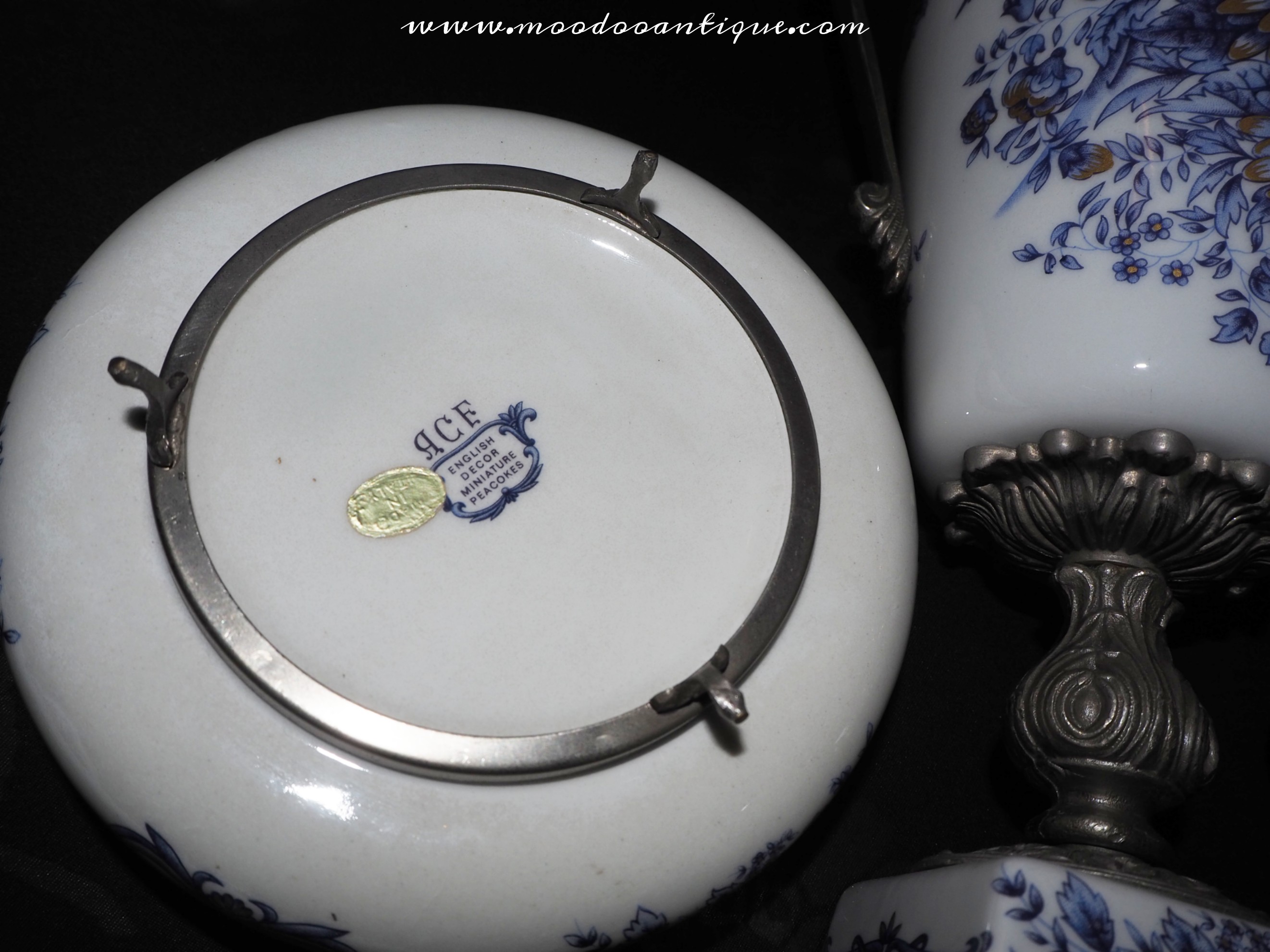 ที่เขียบุหรี่ขอบเงินอังกฤษ