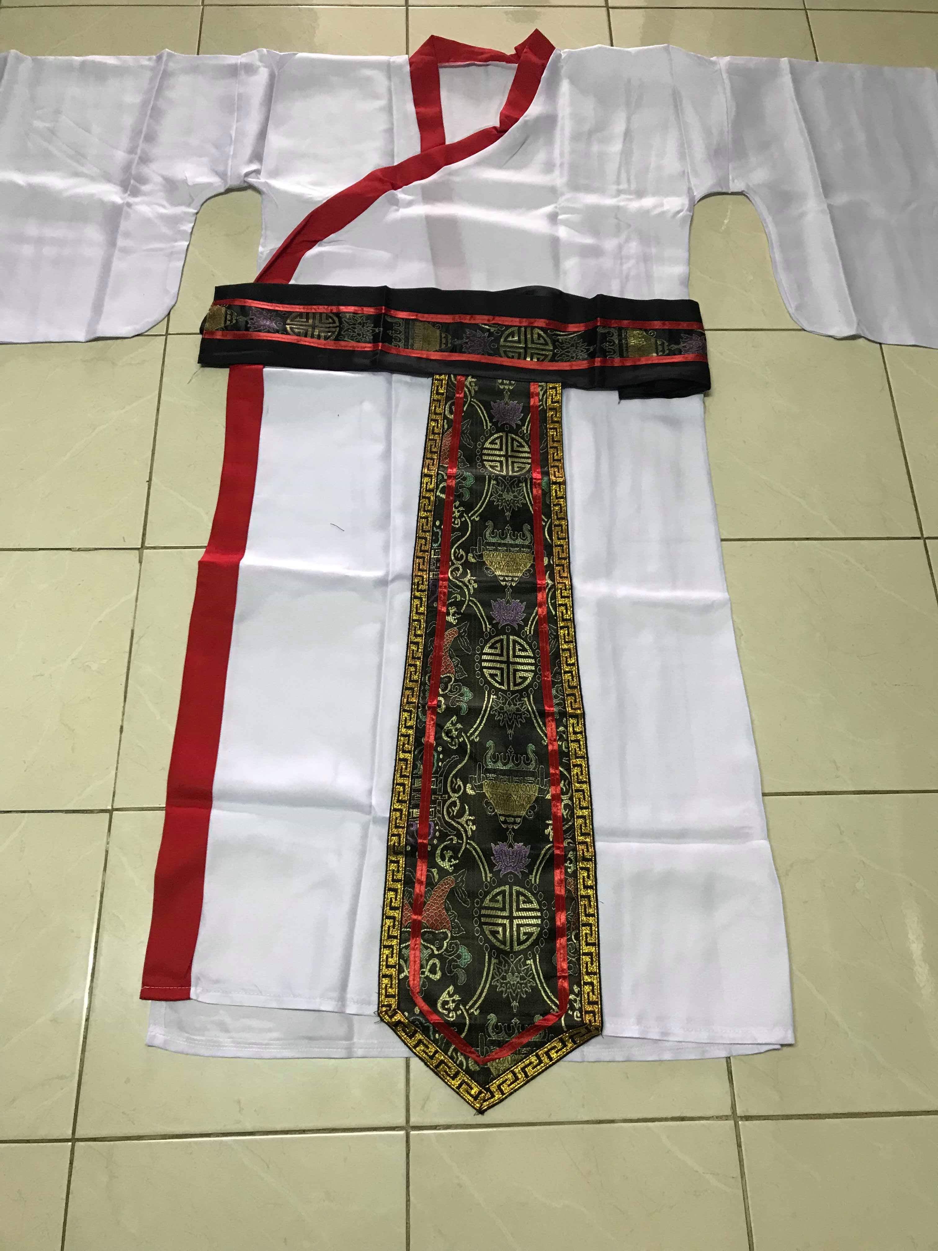 ชุดจีนราชวงศ์ฉินสีขาว รหัส UV 59