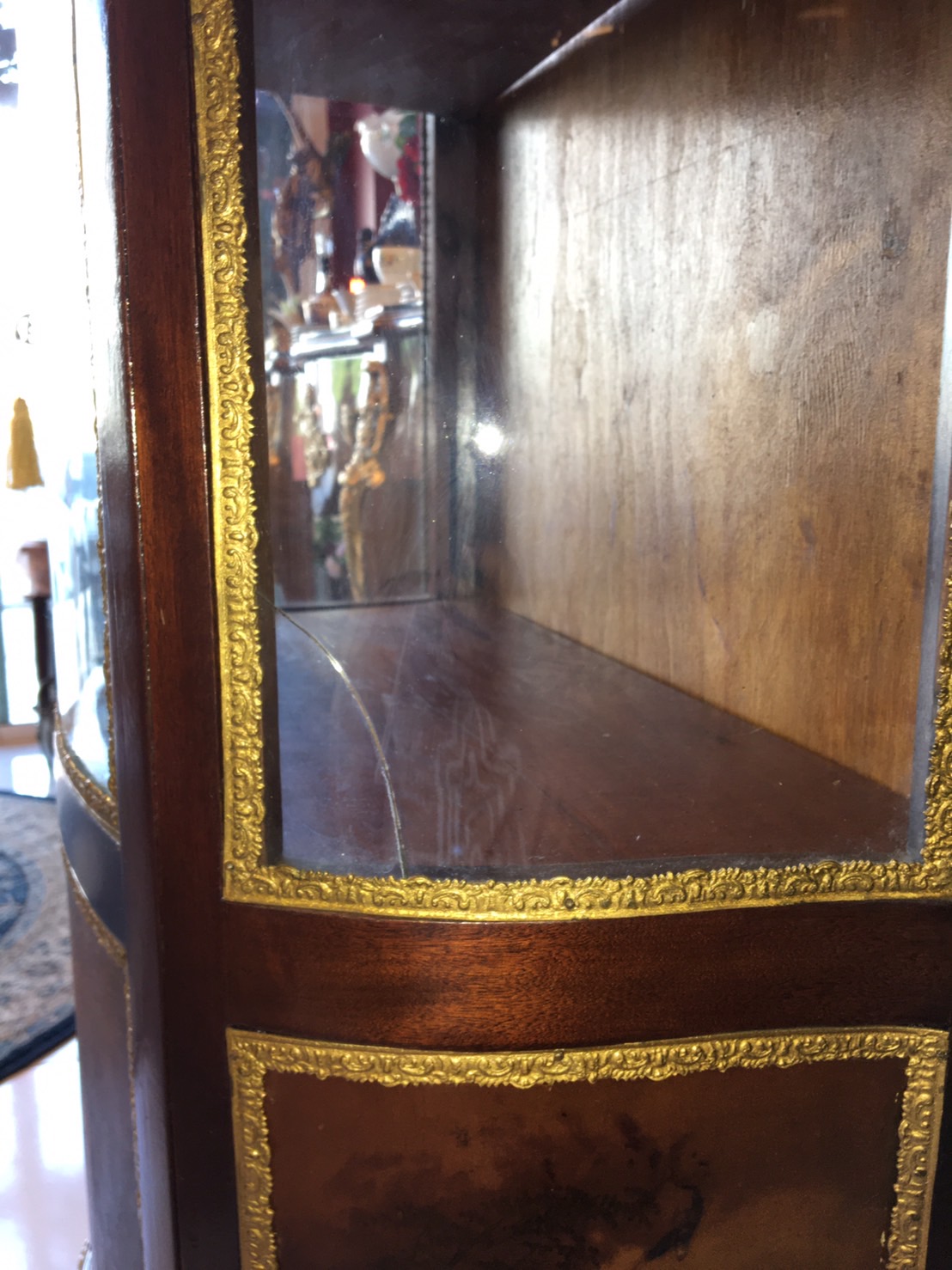 ตู้โชว์ Antique French Vernis Martin Cabinet ORIGINAL