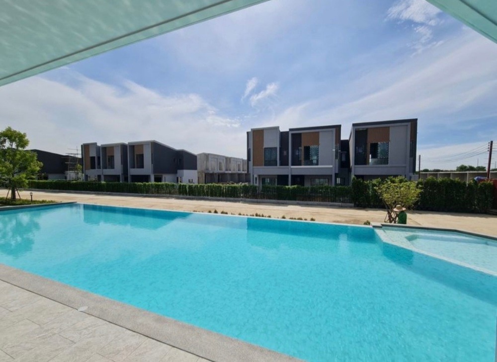 ให้เช่าทาวน์โฮม 2 ชั้น ม.พลีโน่ สุขุมวิท-บางนา 2 บ้านใหม่เอี่ยมไม่เคยเข้าอยู่