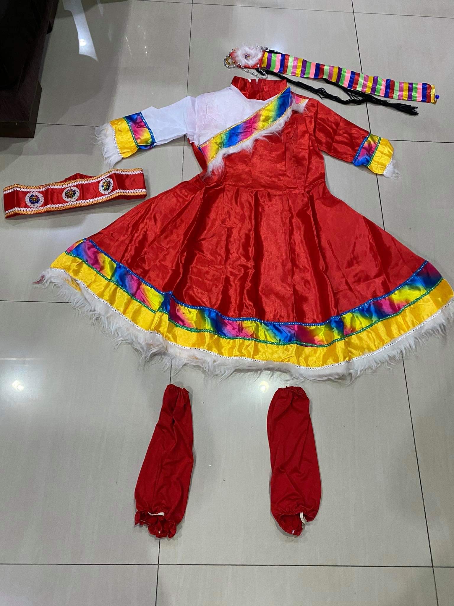 ชุดทิเบต สีแดง รหัส DO 49