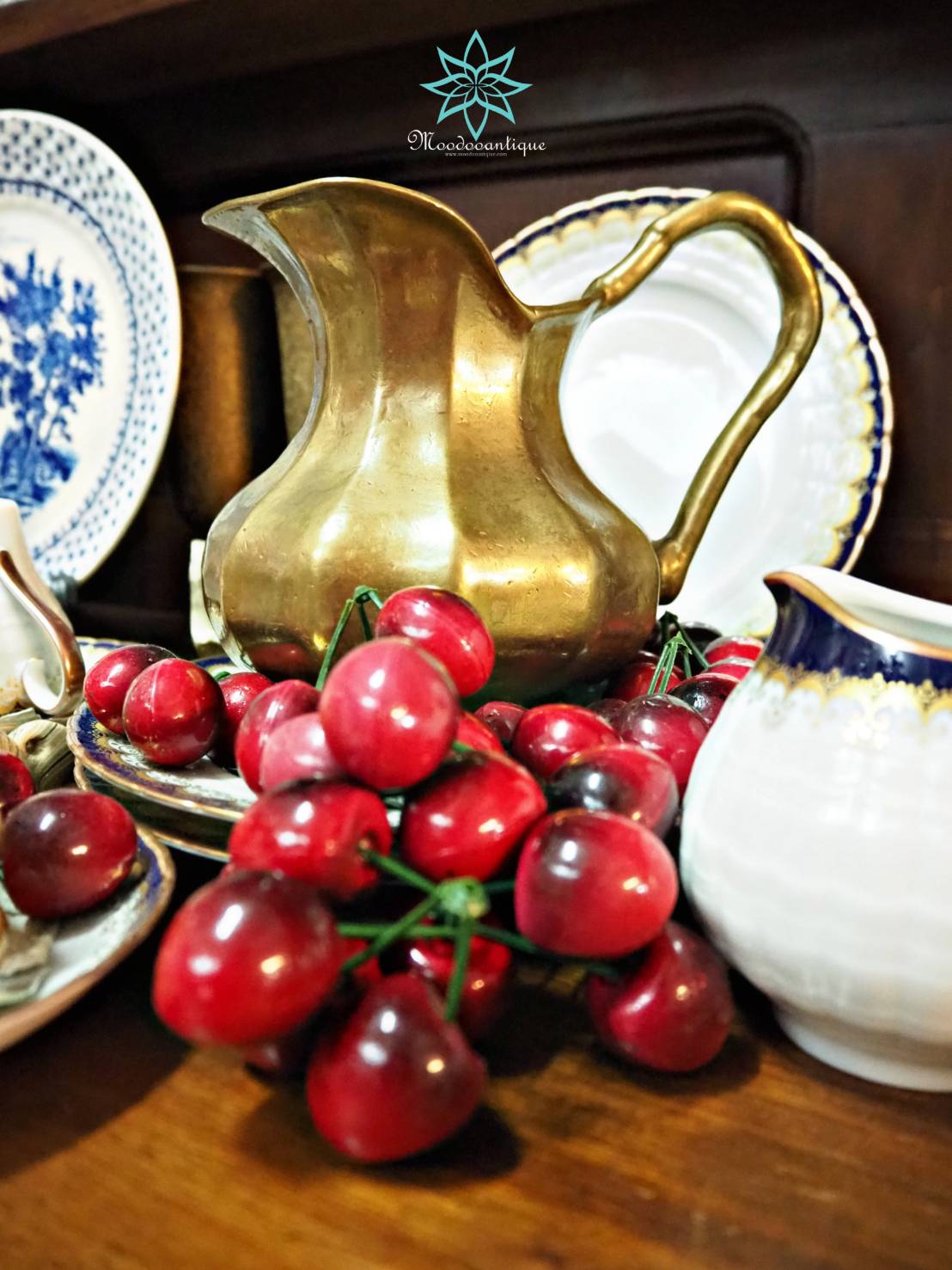 เหยือกทองเหลืองเก่าแก่อายุ100กว่าปีจากอีตัลบูล