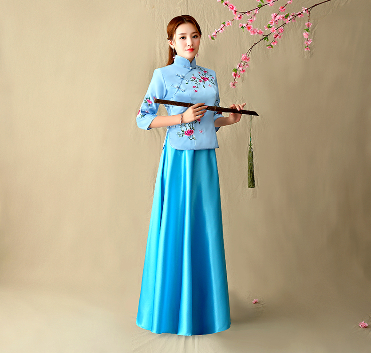 ชุด เสื้อ+กระโปรง สีฟ้า รหัส GH66. สินค้าพร้อมส่ง