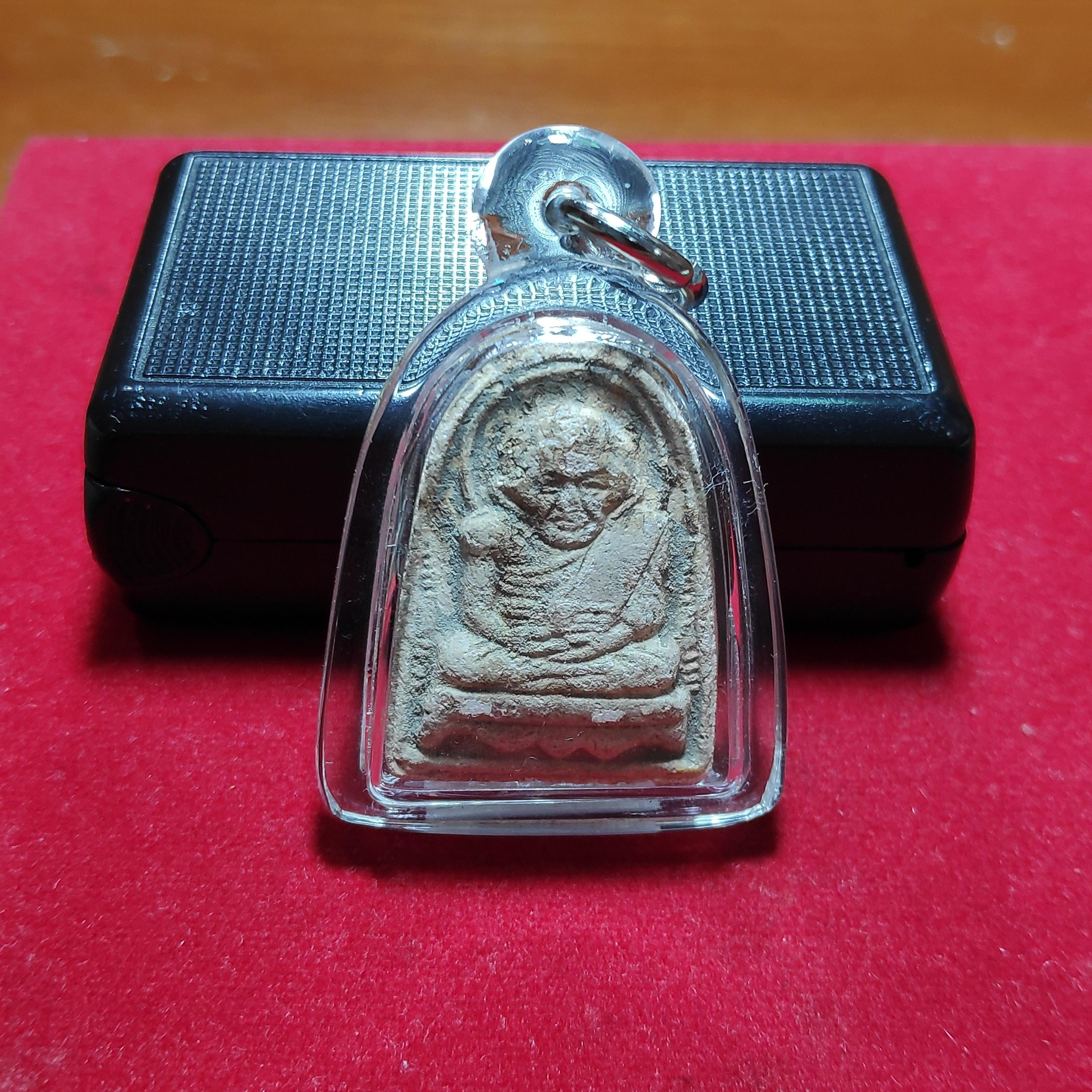 พระผงรูปเหมือนหลวงปู่เผือกวัดสาลีโขภิตารามปี2509