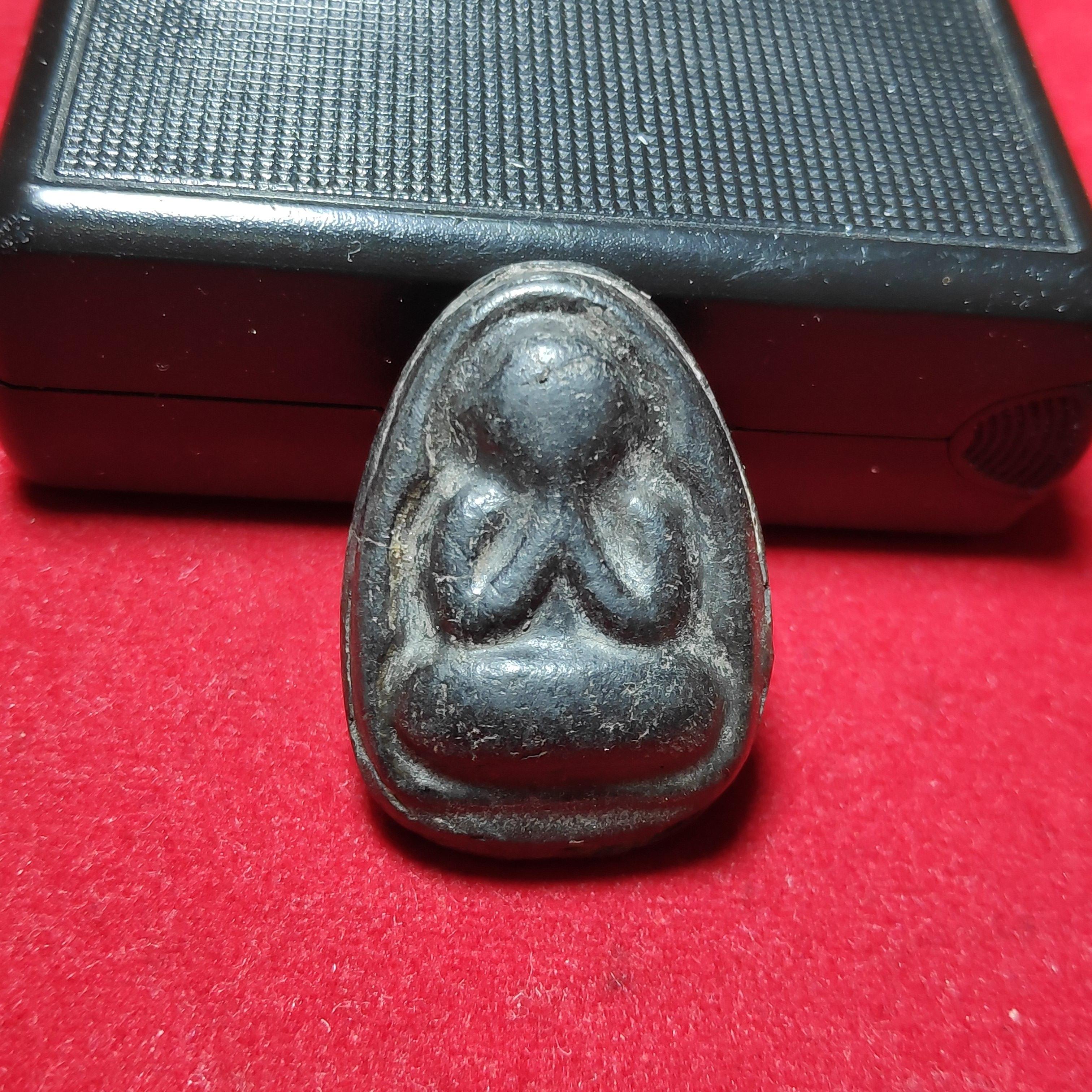 พระปิดตาหลวงพ่อบ๋วยวัดท่าลาด