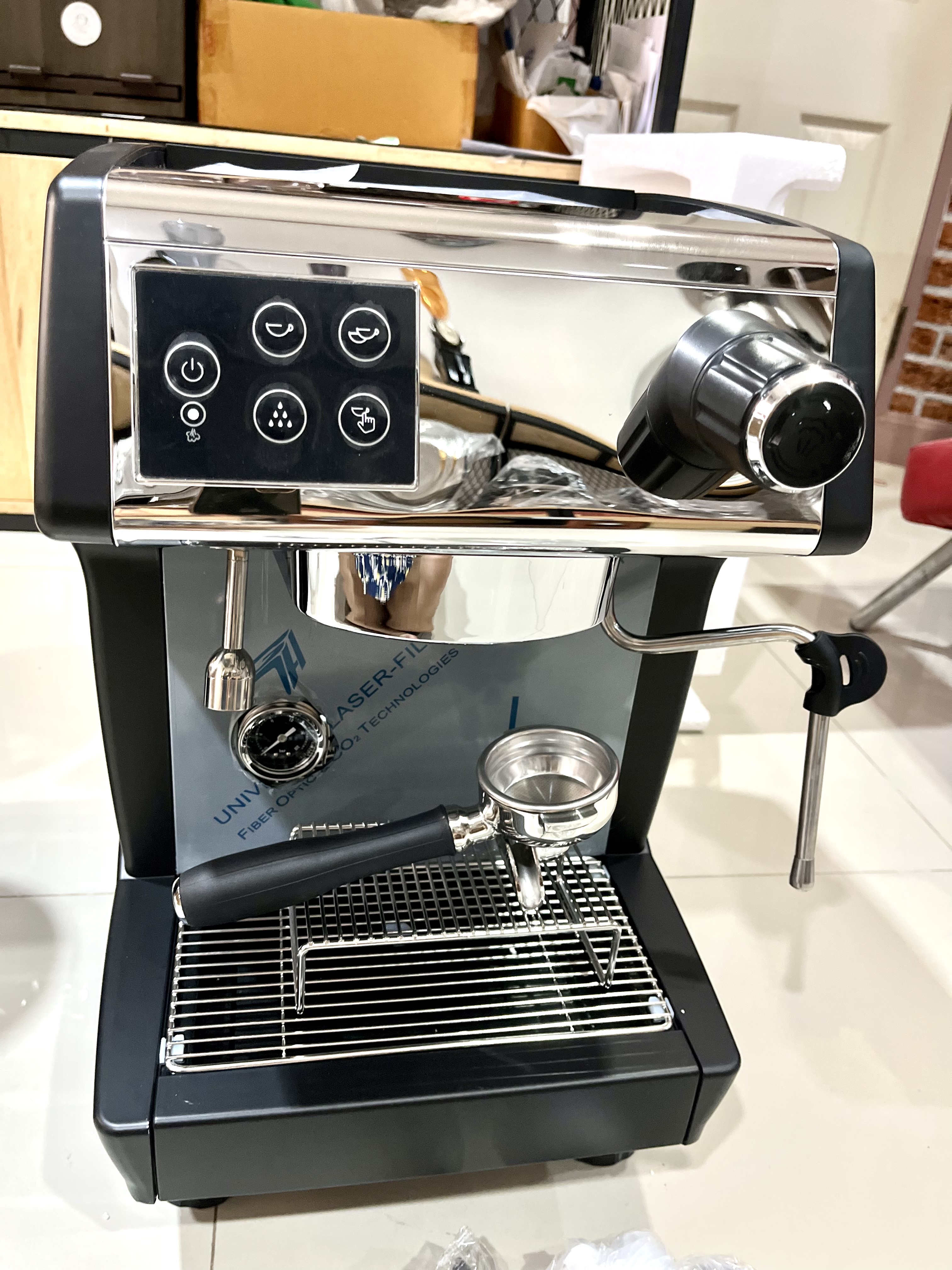 เครื่องชงกาแฟ CRM3200