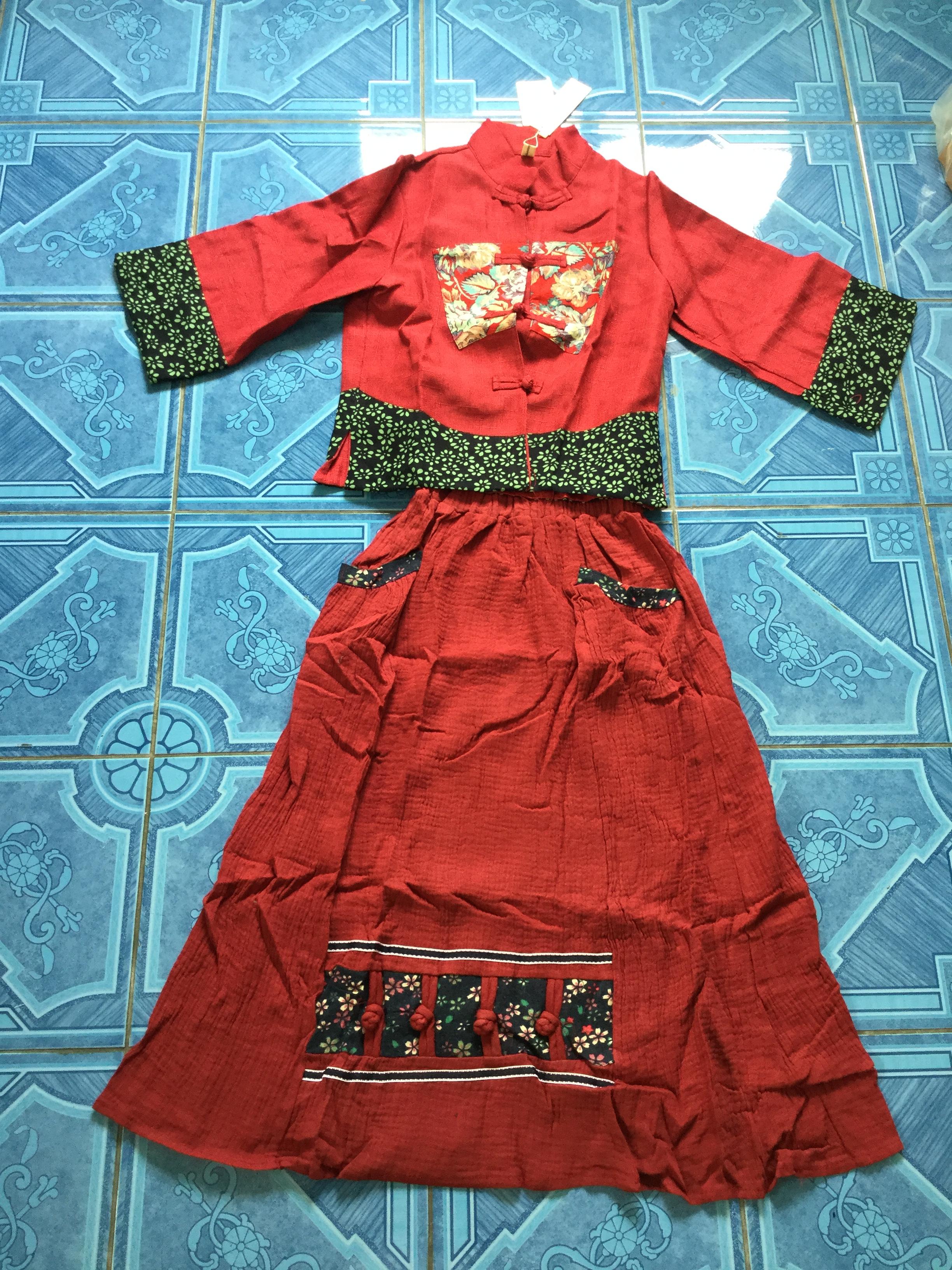 กระโปรงสีแดง / สีน้ำเงิน. รหัส DD50 สินค้าพร้อมส่ง