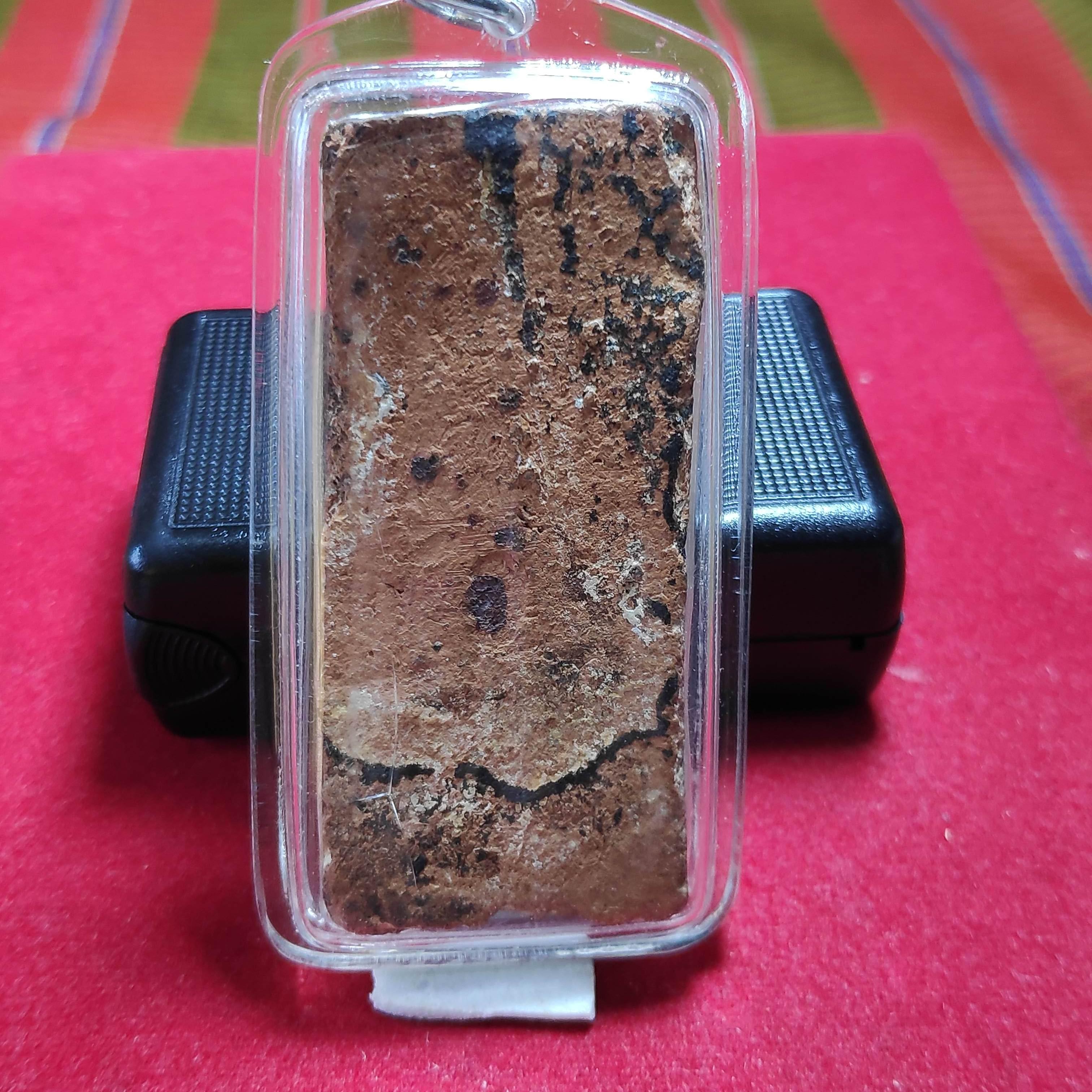 พระกรุนาดูนพิมพ์นาคปรกเนื้อดิน จ.มหาสารคามสูง6เซ็นต์