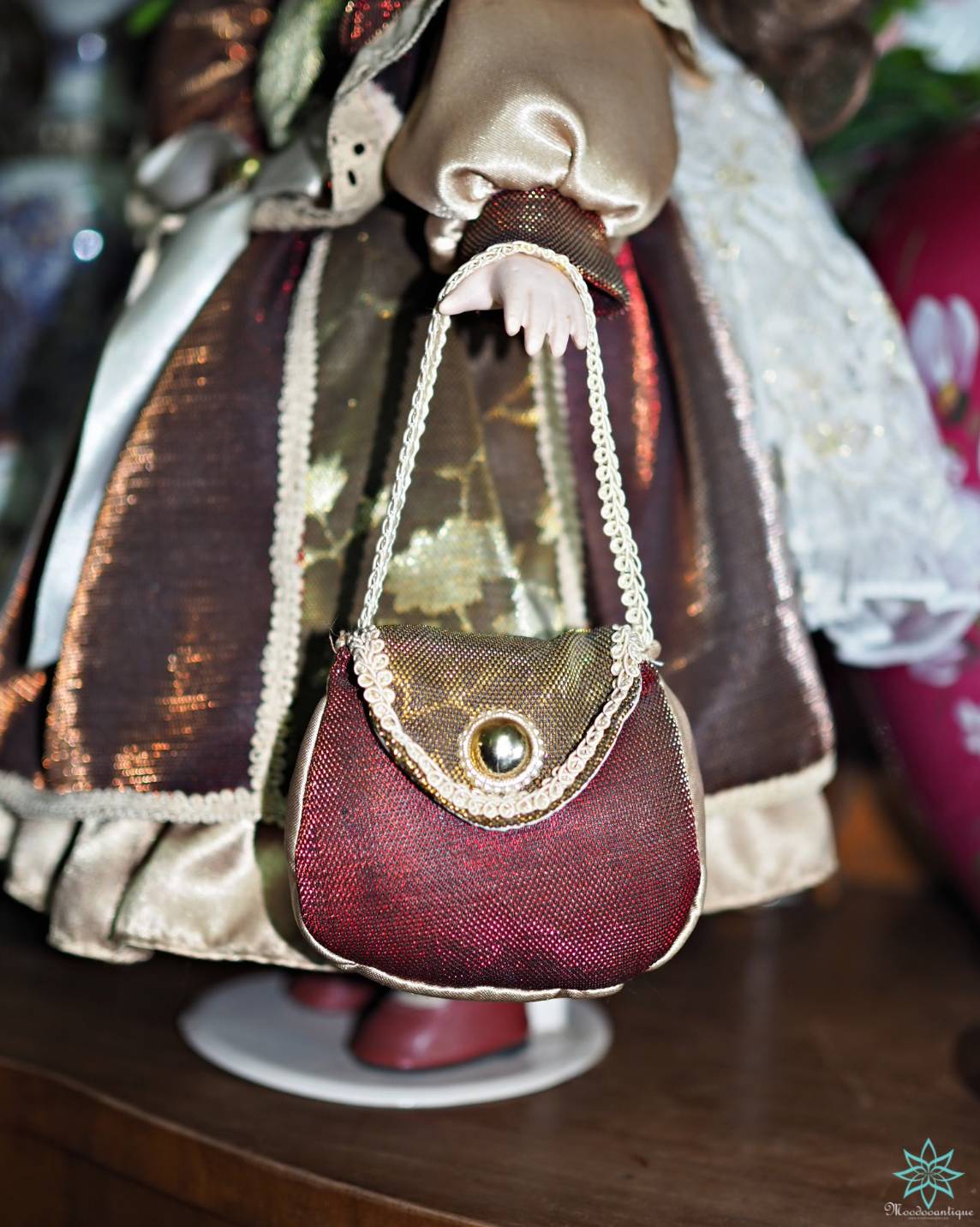 ตุ๊กตาตุ๊กตาพอร์ซเลน leonardo collection