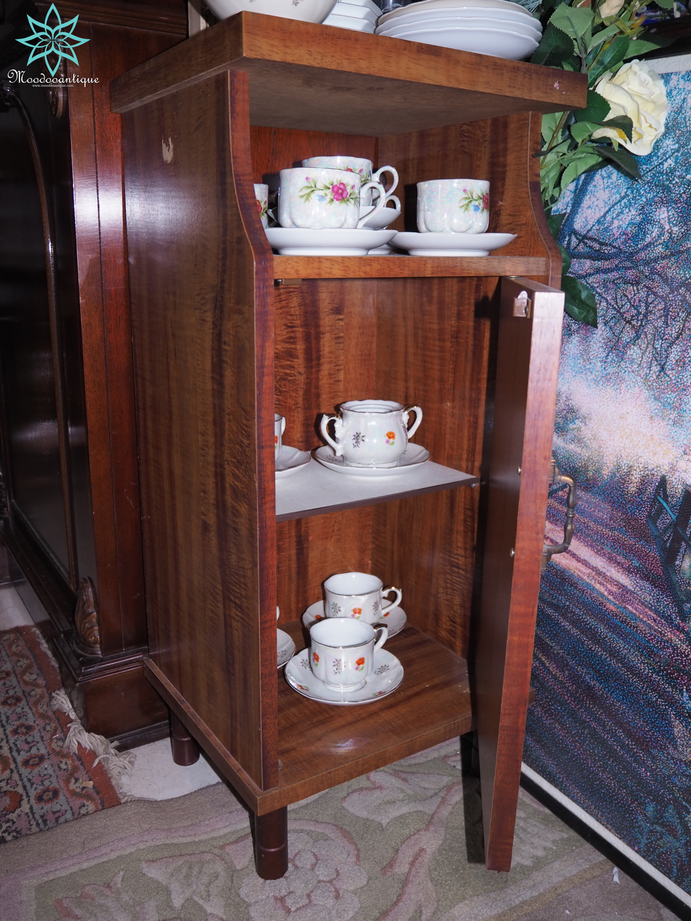 ตู้ไม้ขนาดเล็ก