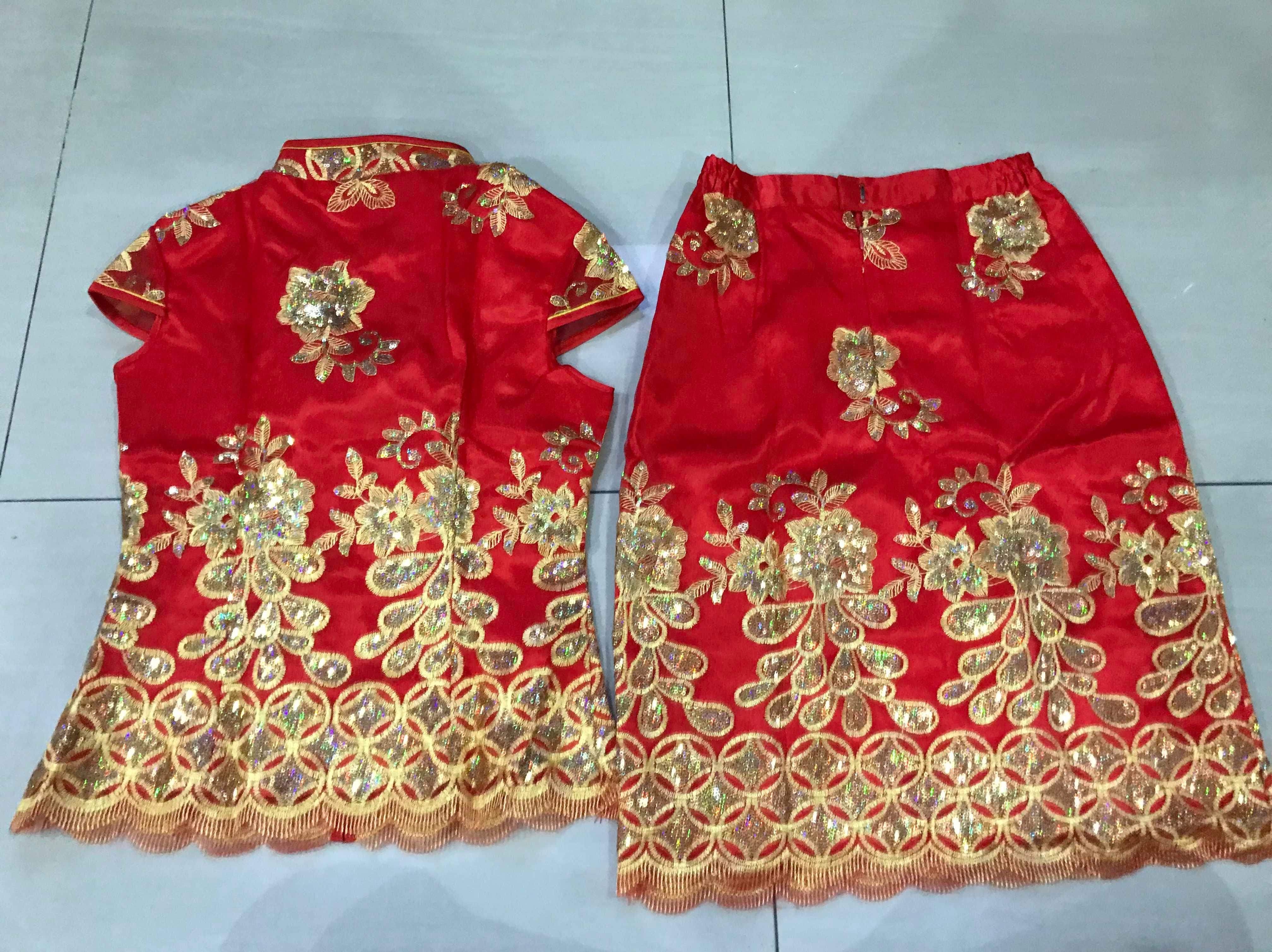 ชุดเสื้อ +กระโปรง สีแดง. เนื้อดี ใส่สบาย รหัสSHOT 140