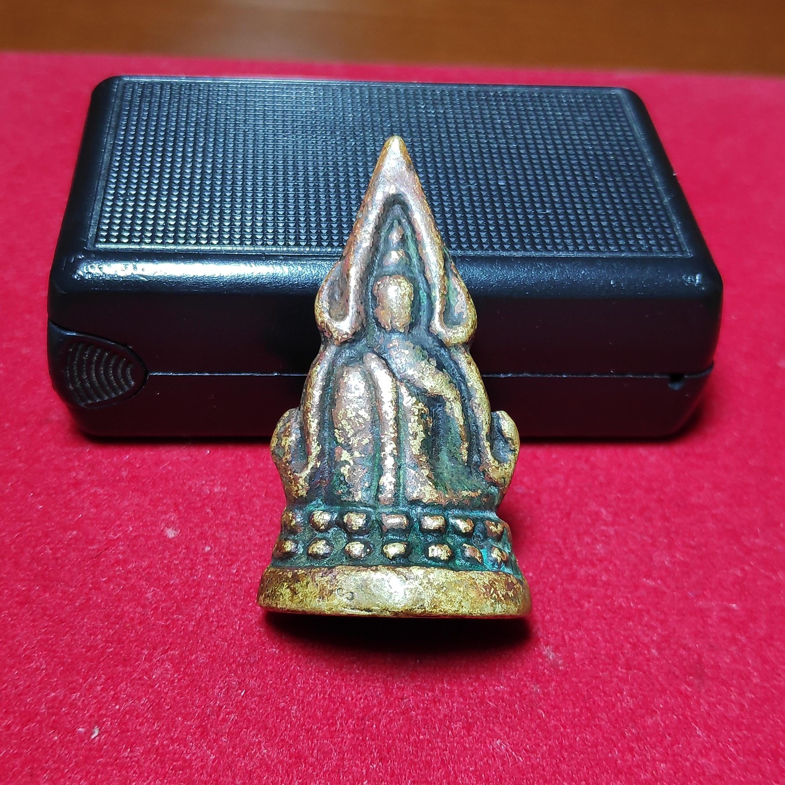 รูปหล่อพระพุทธชินราชโค๊ตใต้ฐาน