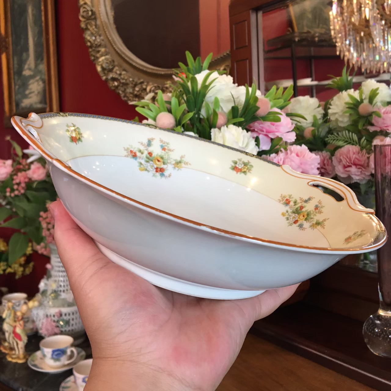 ชามใบใหญ่ Noritake