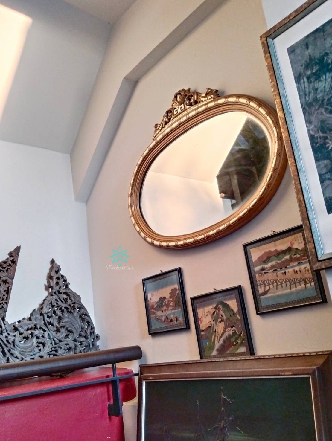 Classic French Oval Gilt wood mirror