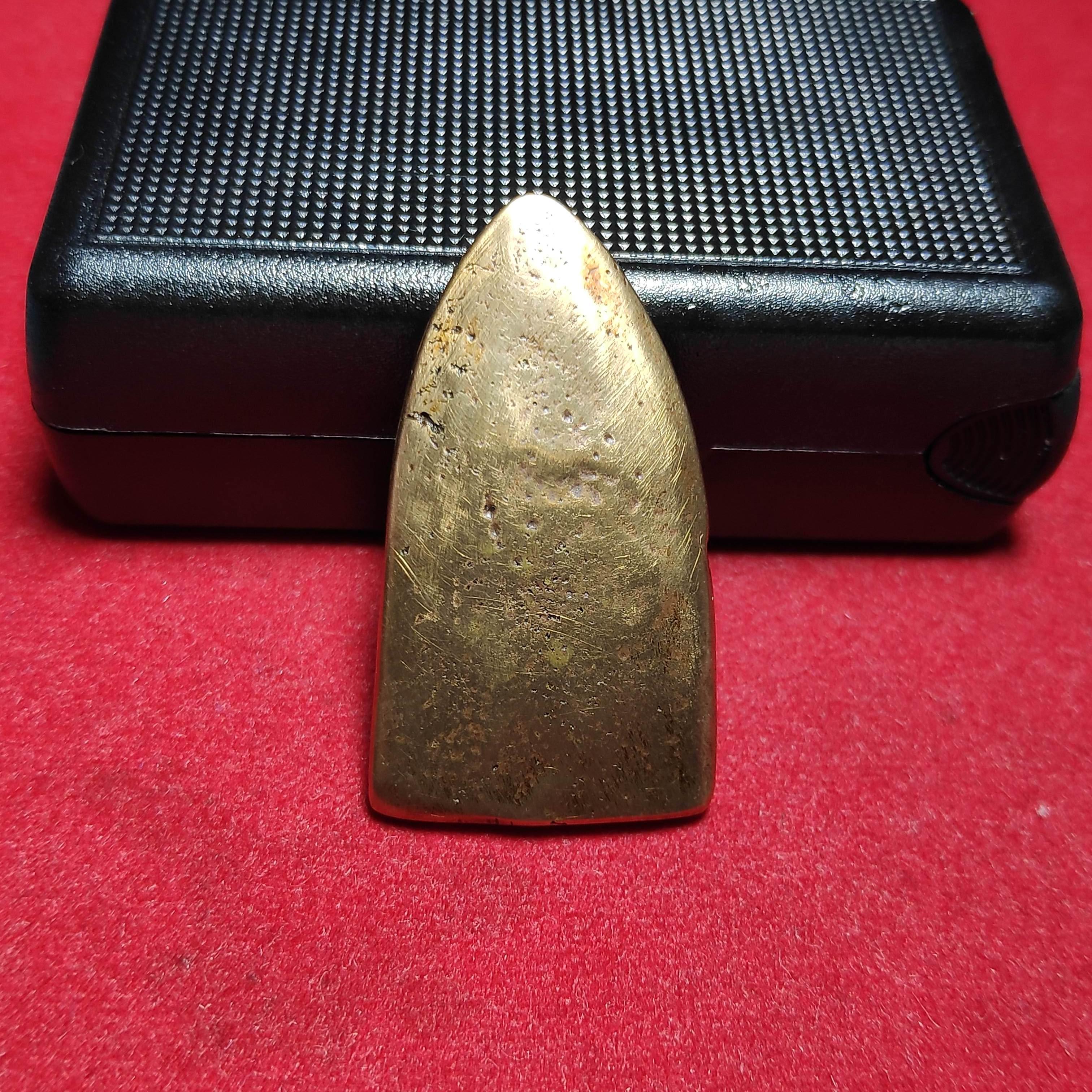 เหรียญหล่อพระขุนเเผนพิมพ์บ้านกร่างหลวงพ่อโบ้ยวัดมะนาว