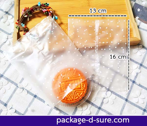 โปรโมชั่น//ถุงซีลกลาง ขอบเรียบ 13 x16 เนื้อกึ่งขุ่น ลายจุด แพ็ค 100 ใบ