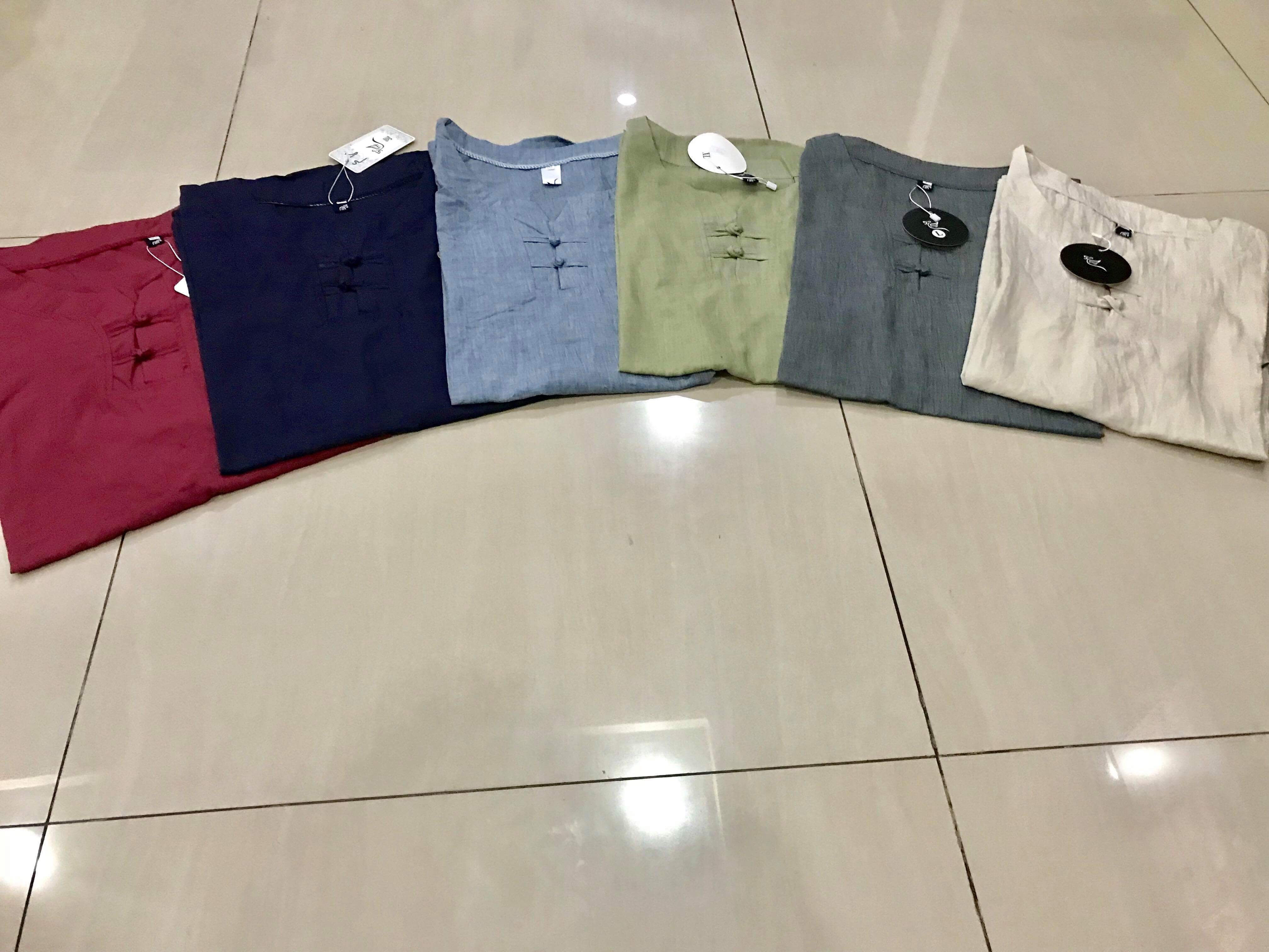 เสื้อจีนชาย ผ้าฝ้าย แขนสั้น สีฟ้า รหัส CT 32 สินค้าพร้อมส่ง ราคา 670 บาท