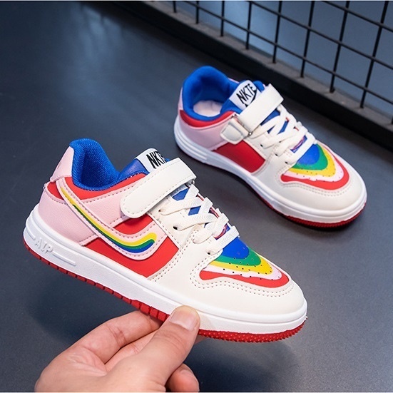 รองเท้าผ้าใบเด็ก A 3