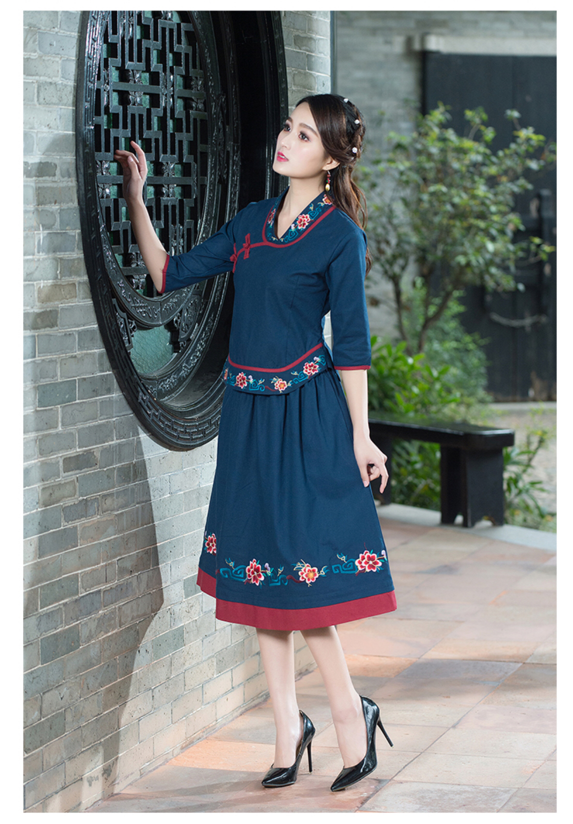 กระโปรงผ้าฝ้าย เนื้อดี ใส่สบาย รหัส FN 56 สีน้ำเงิน/สีแดง/สีขาว