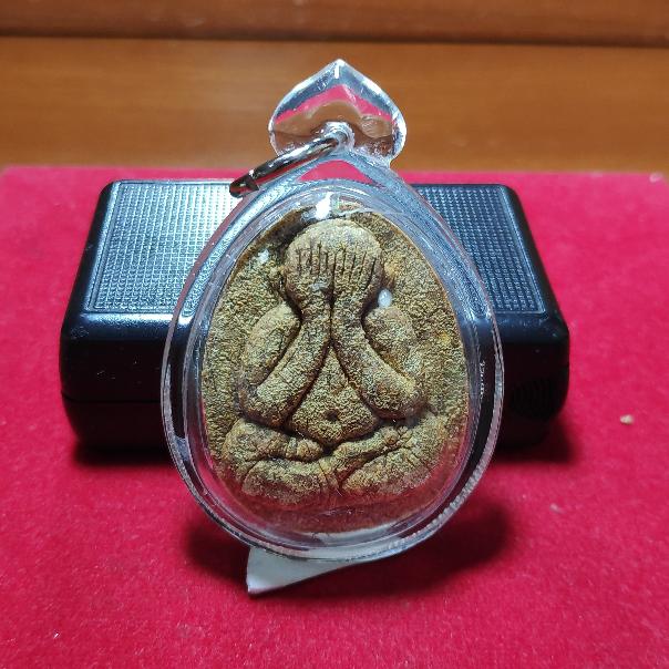 พระปิดตาจัมโบ้2หลวงปู่โต๊ะวัดประดู่ฉิมพลีเนื้อผงเกสร