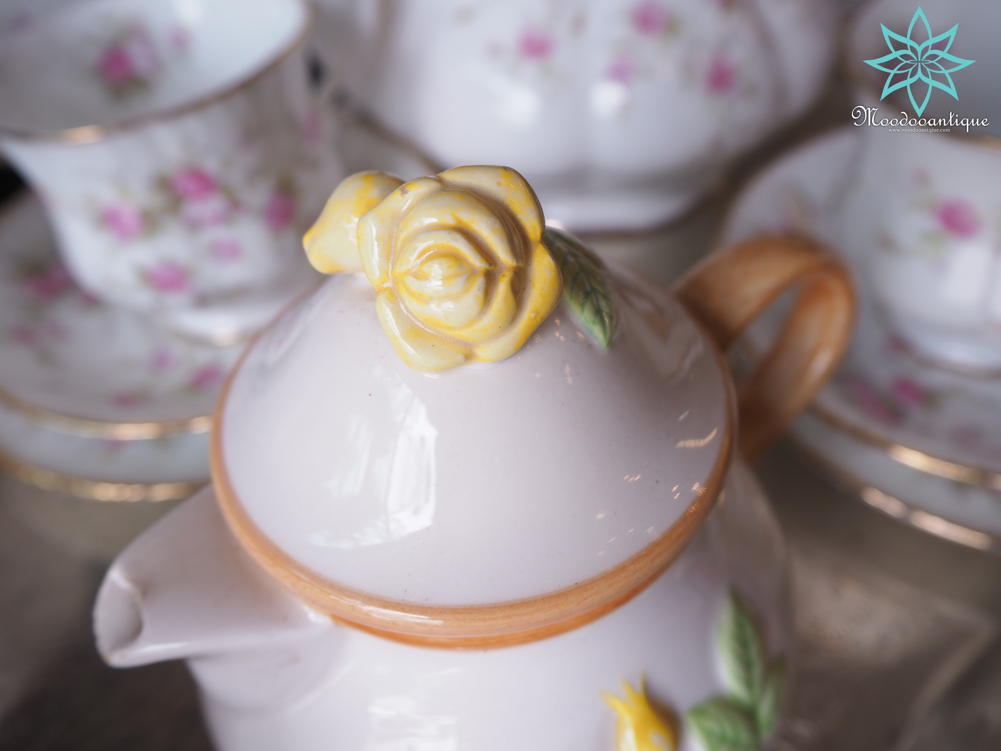 กาชาลายกุหลาบ