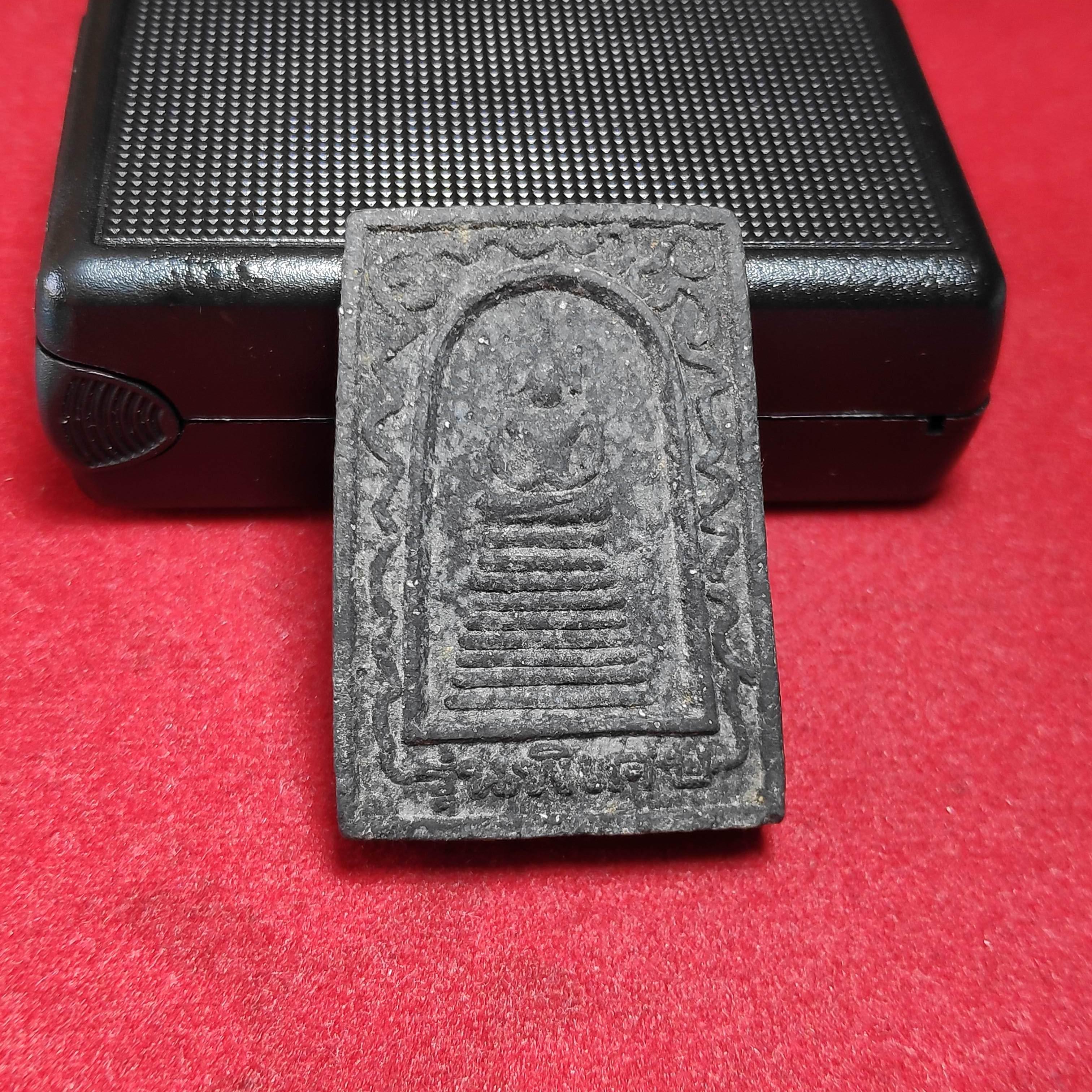 พระสมเด็จรุ่นพิเศษวัดหนองตาเนิด จ.ราชบุรี