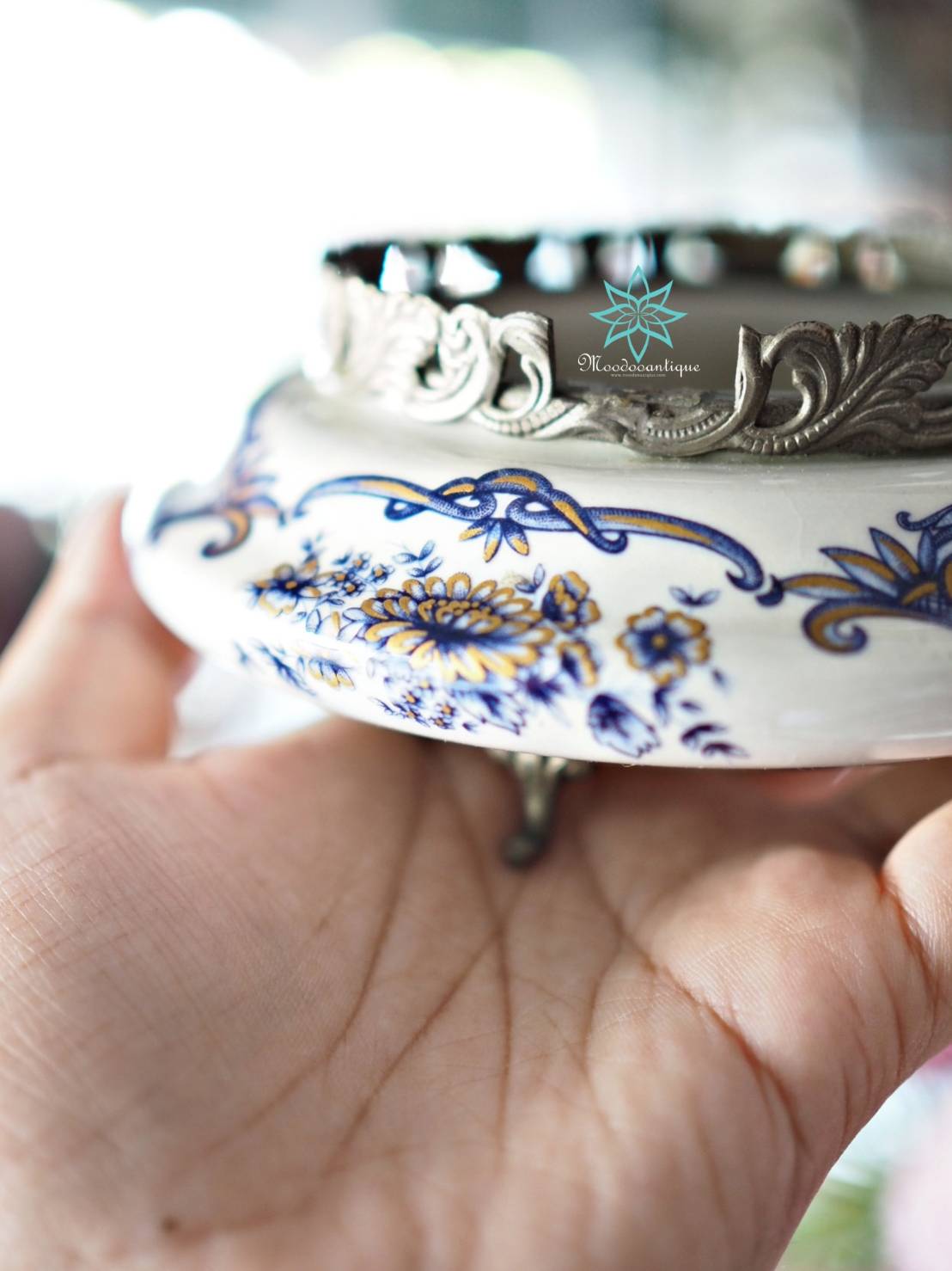 ที่เขียบุหรี่ขอบเงินอังกฤษ