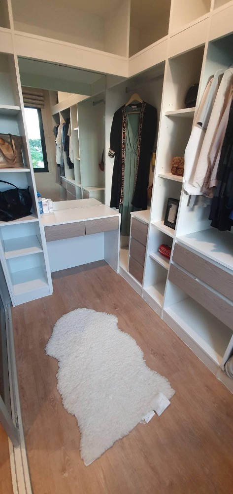 ให้เช่าทาวน์โฮม 2 ชั้น ม.เรซิโอ โฮม วงแหวน-รามอินทรา ตกแต่งสวยพร้อมเฟอร์ฯ