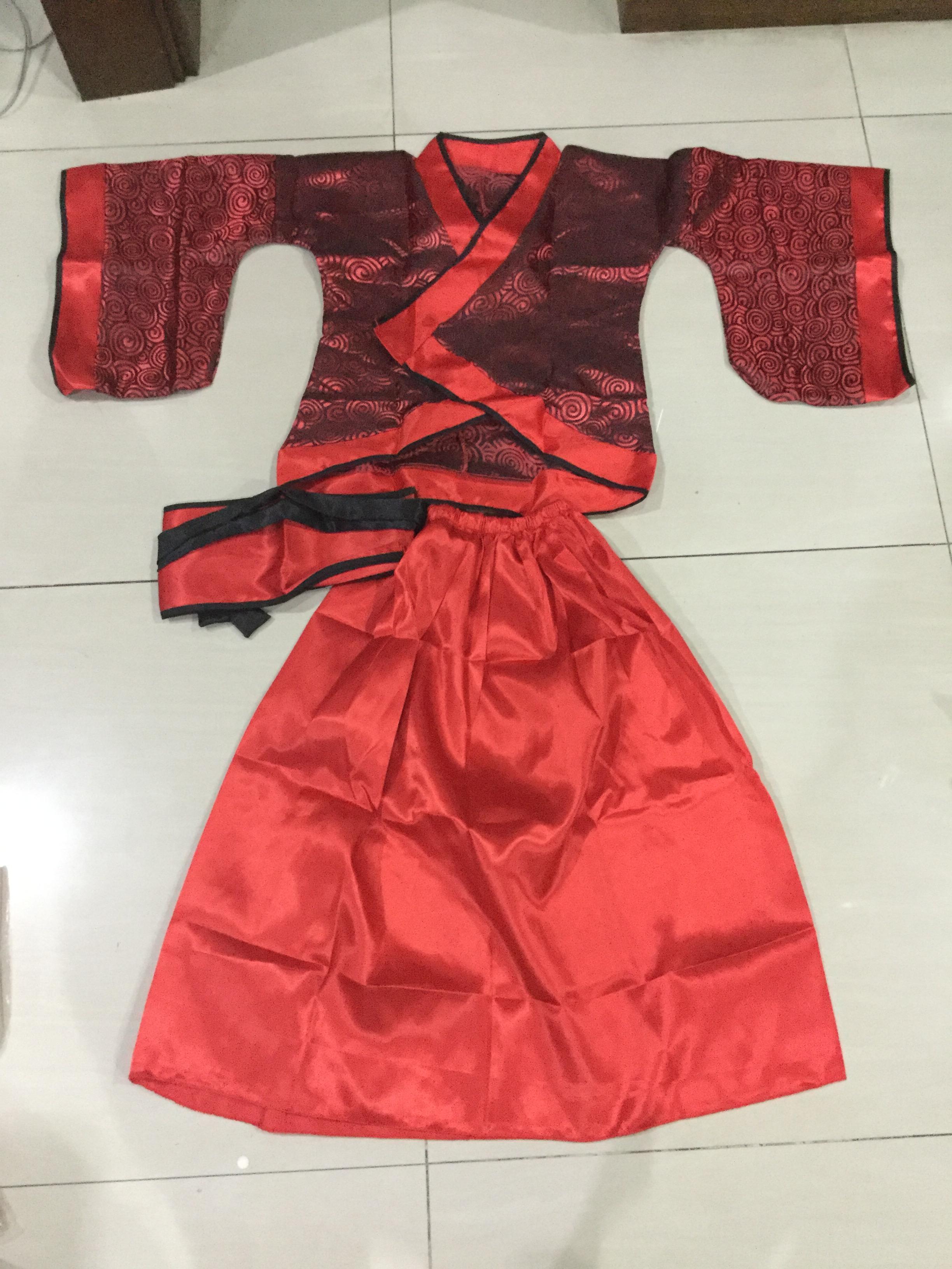 ชุดจีนราชวงศ์ถัง สีแดงลายดำ รหัส SF 39