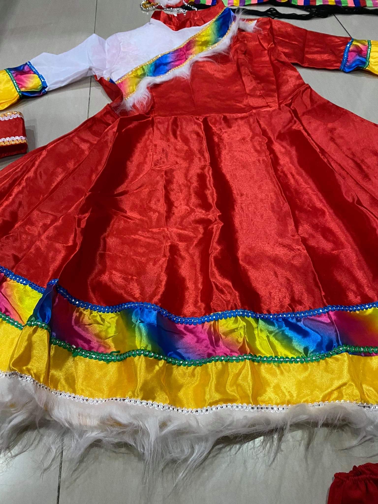 ชุดทิเบต สีแดง รหัส DO 49