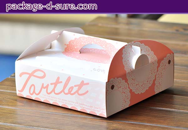 กล่องสี่เหลืยมจัตรัส หูหิ้วทรงแบน 20.5x20.5x6.5 ลายขาวโอรส