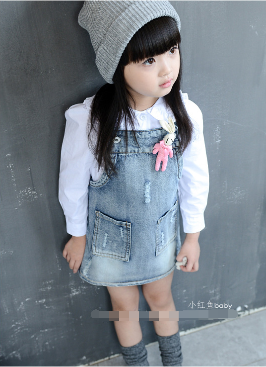 เอี๊ยมกระโปรงเด็ก (ไม่รวมเสื้อตัวใน) Size 100,110,130,140